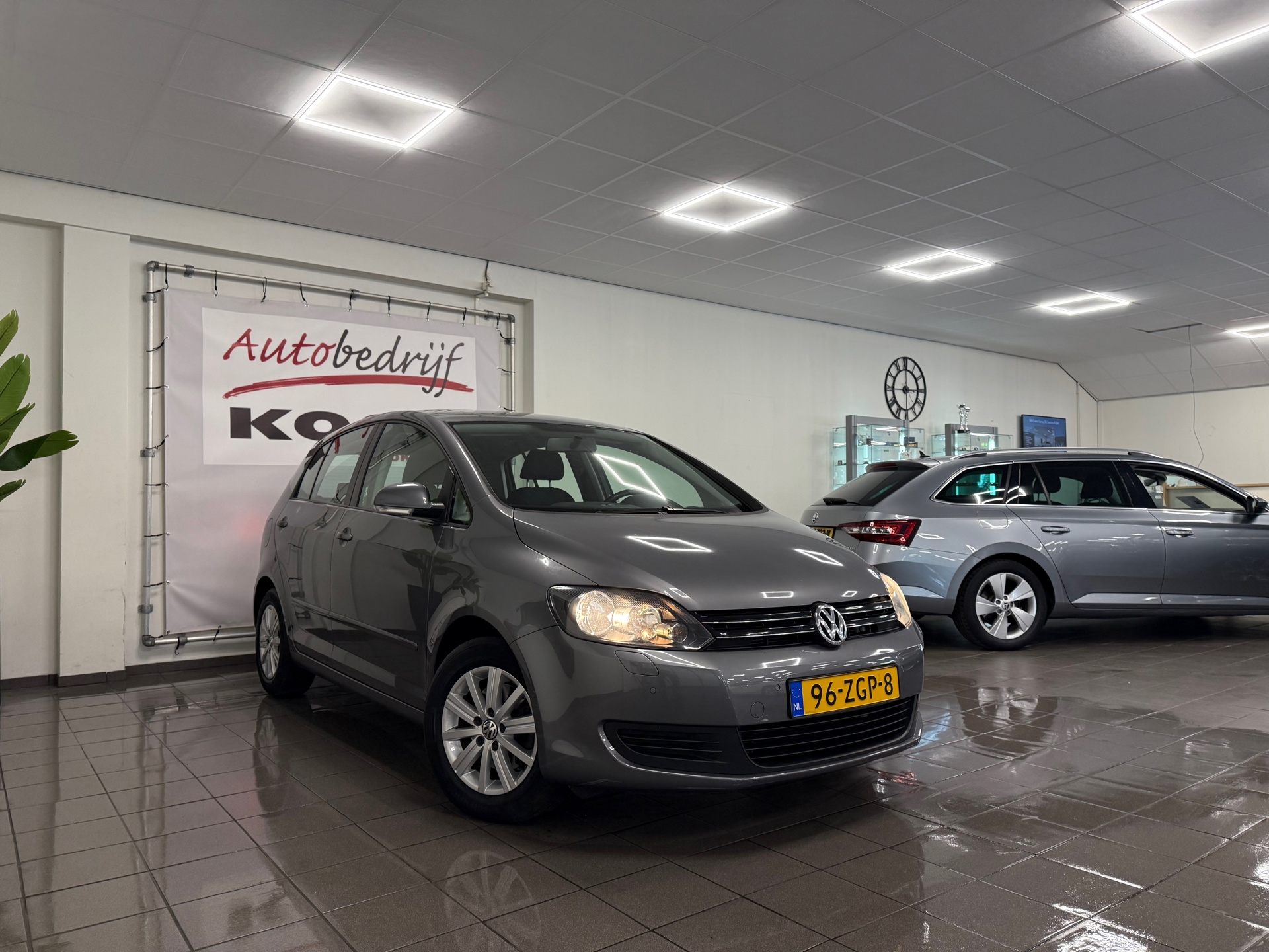 https://www.autokooy.nl//xml/images/45764467-7.JPG