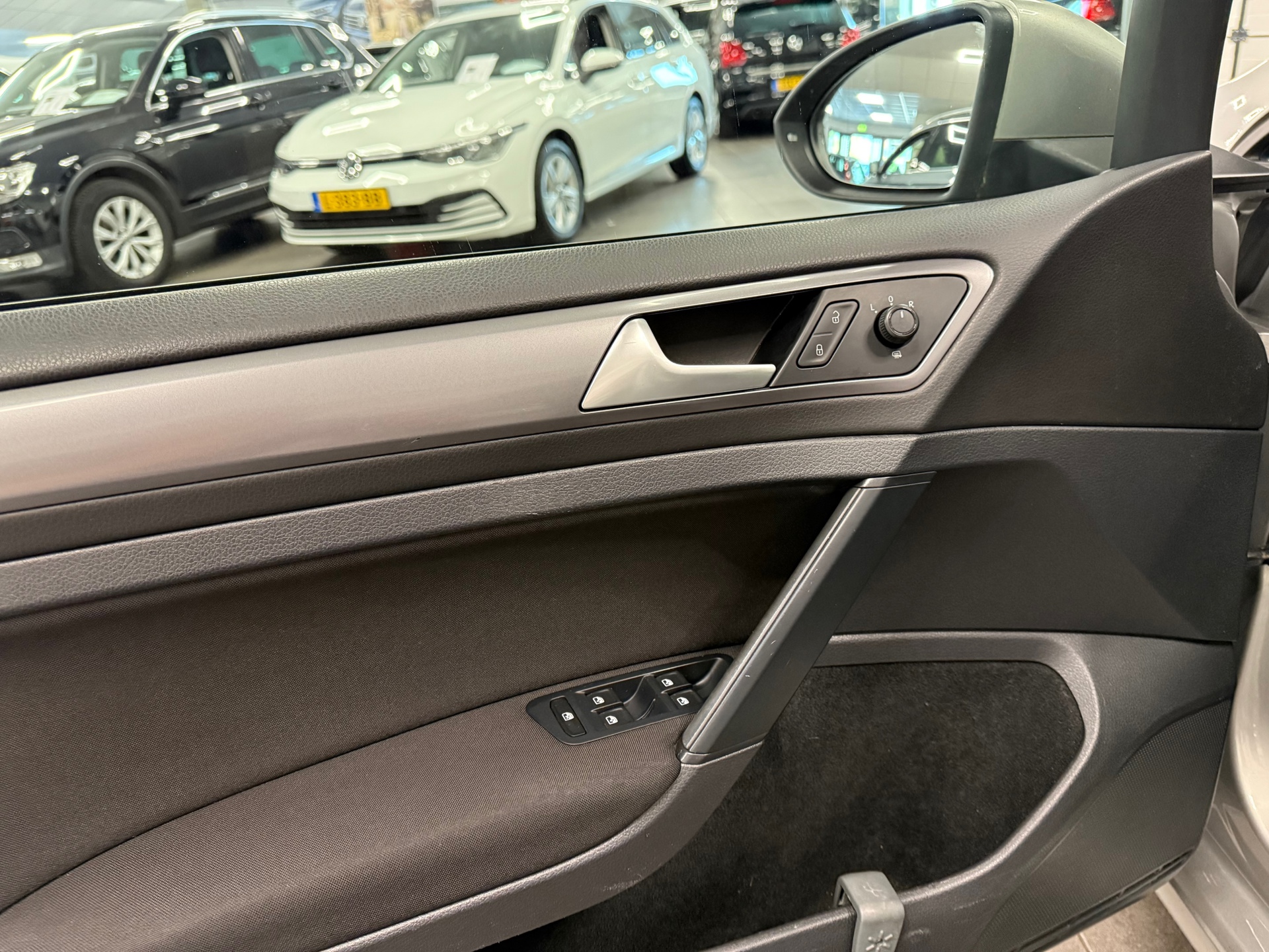 https://www.autokooy.nl//xml/images/45789702-10.JPG