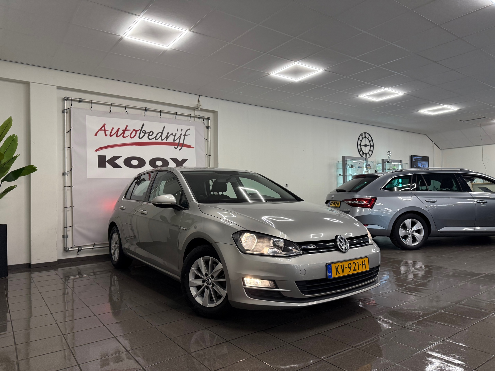 https://www.autokooy.nl//xml/images/45789702-7.JPG