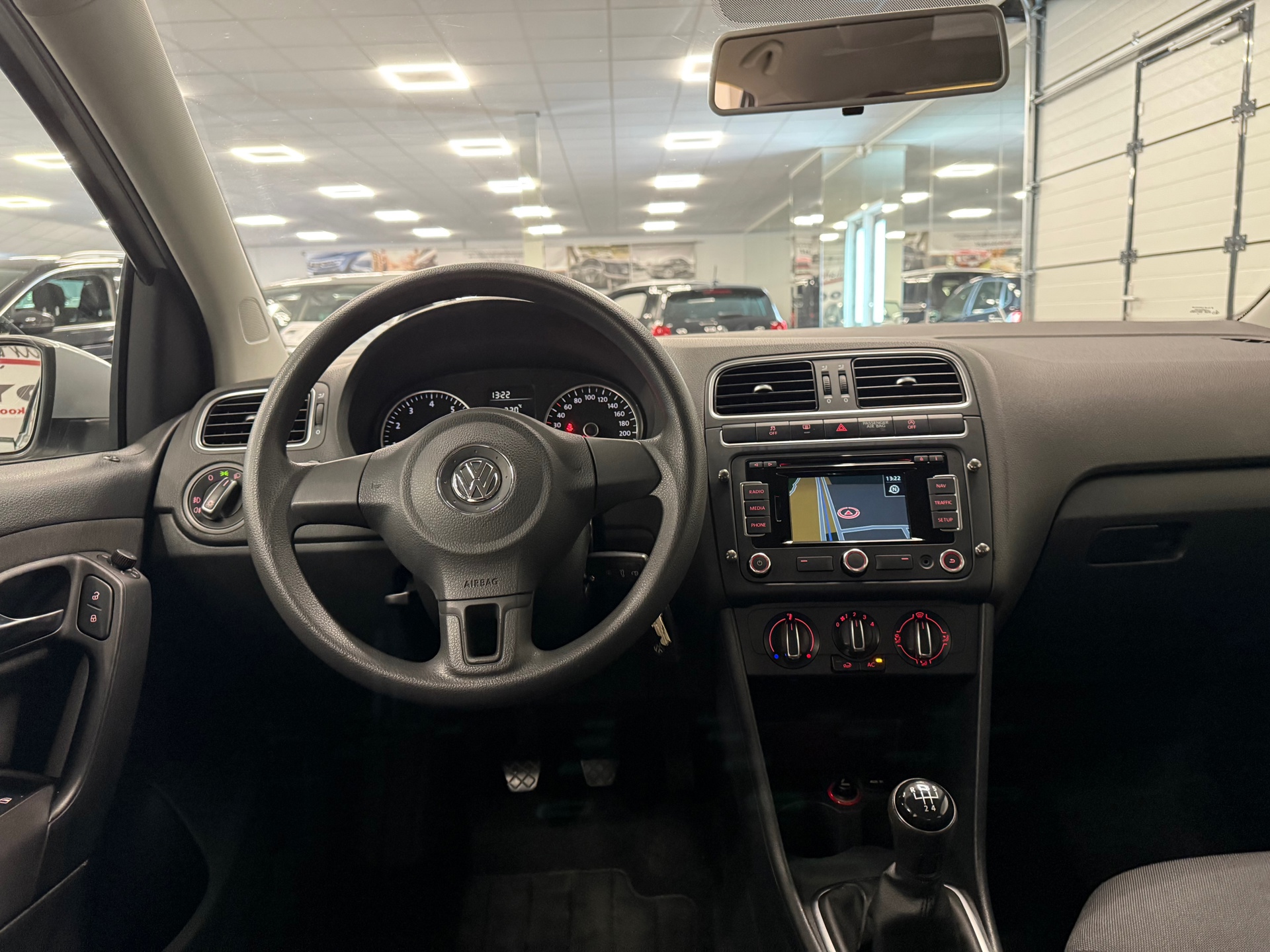 https://www.autokooy.nl//xml/images/45814130-21.JPG