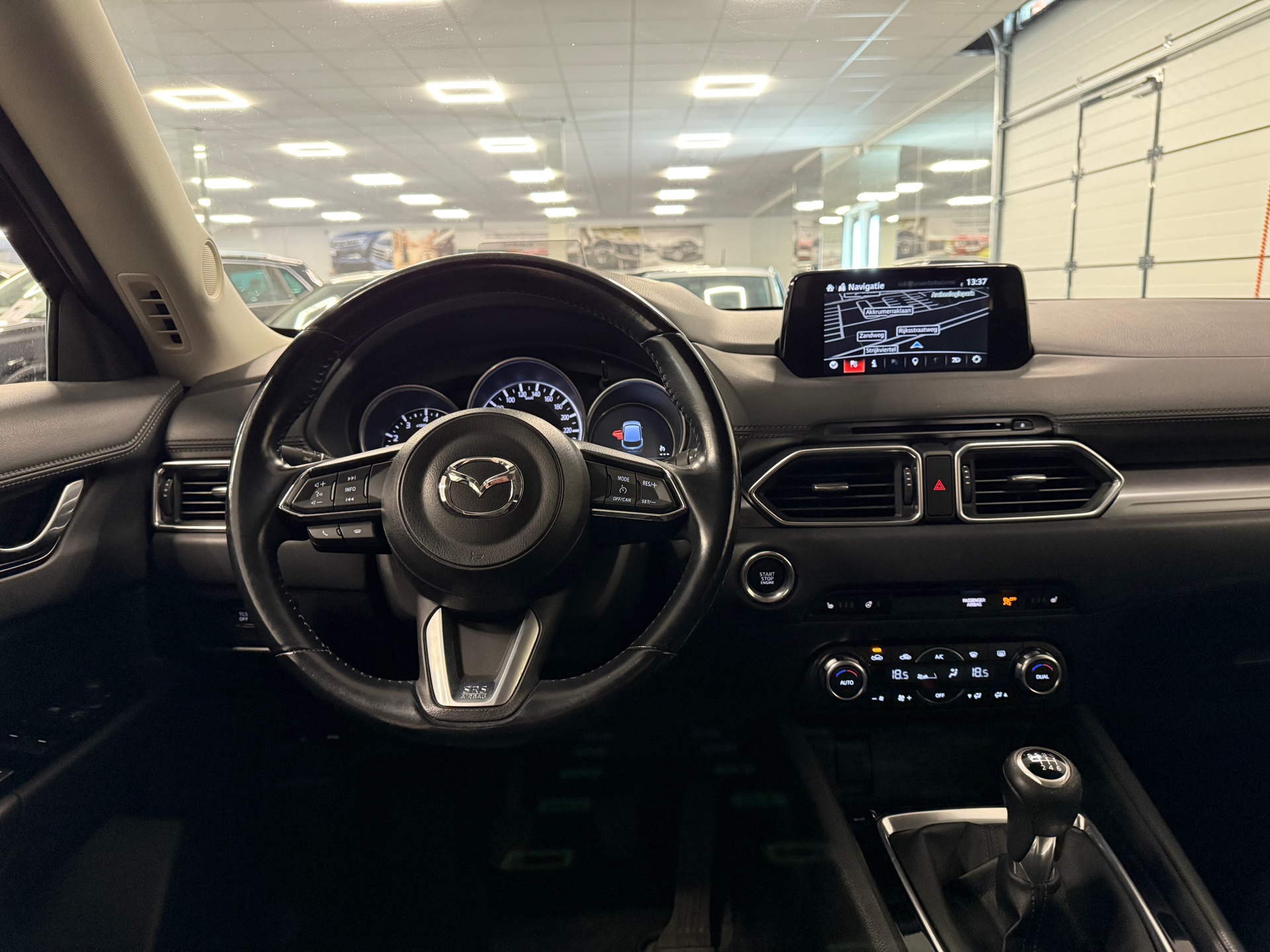 https://www.autokooy.nl//xml/images/45814222-22.JPG