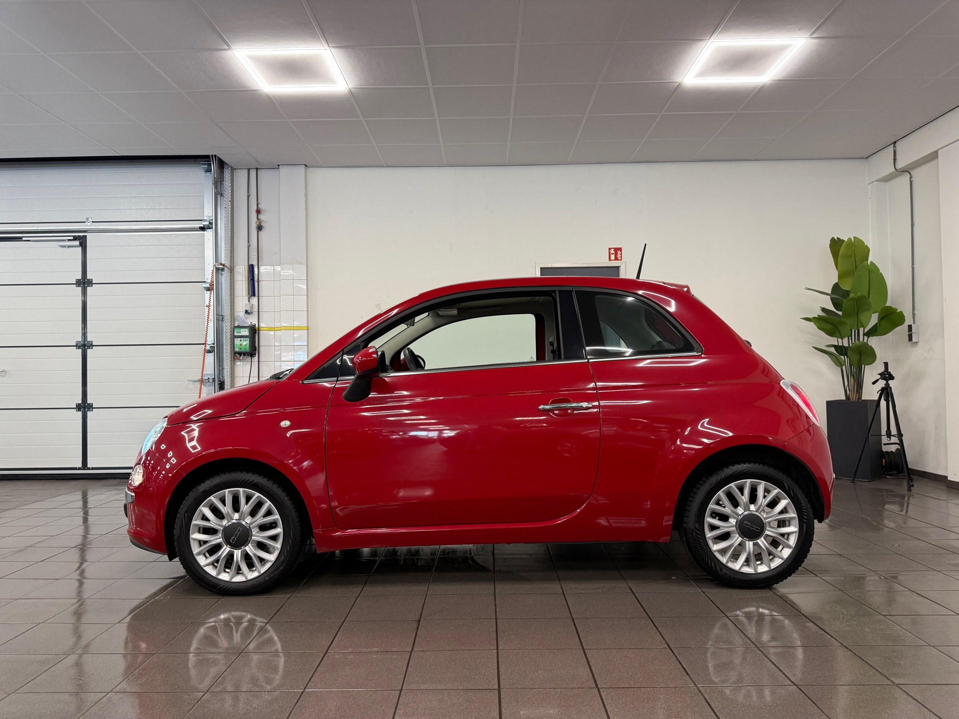 https://www.autokooy.nl//xml/images/45814287-2.JPG