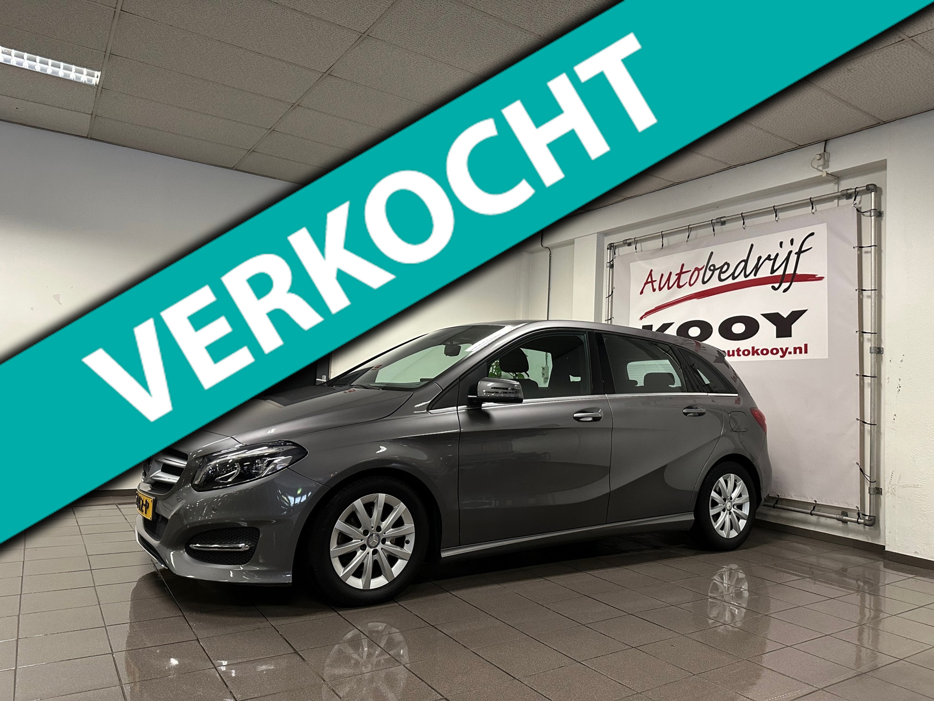 Mercedes-Benz B-klasse 180 Lease Edition Ambition * Automaat / Navigatie / Cruise control / NL Auto *