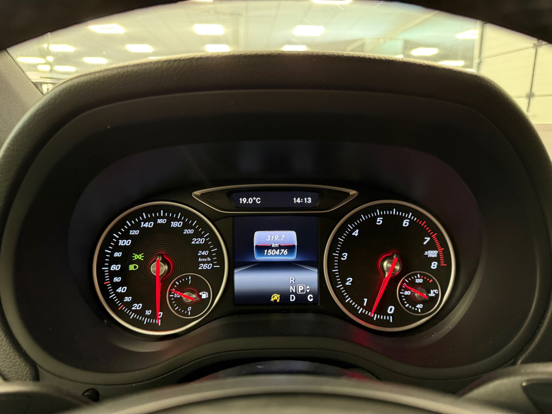https://www.autokooy.nl//xml/images/45830947-14.JPG