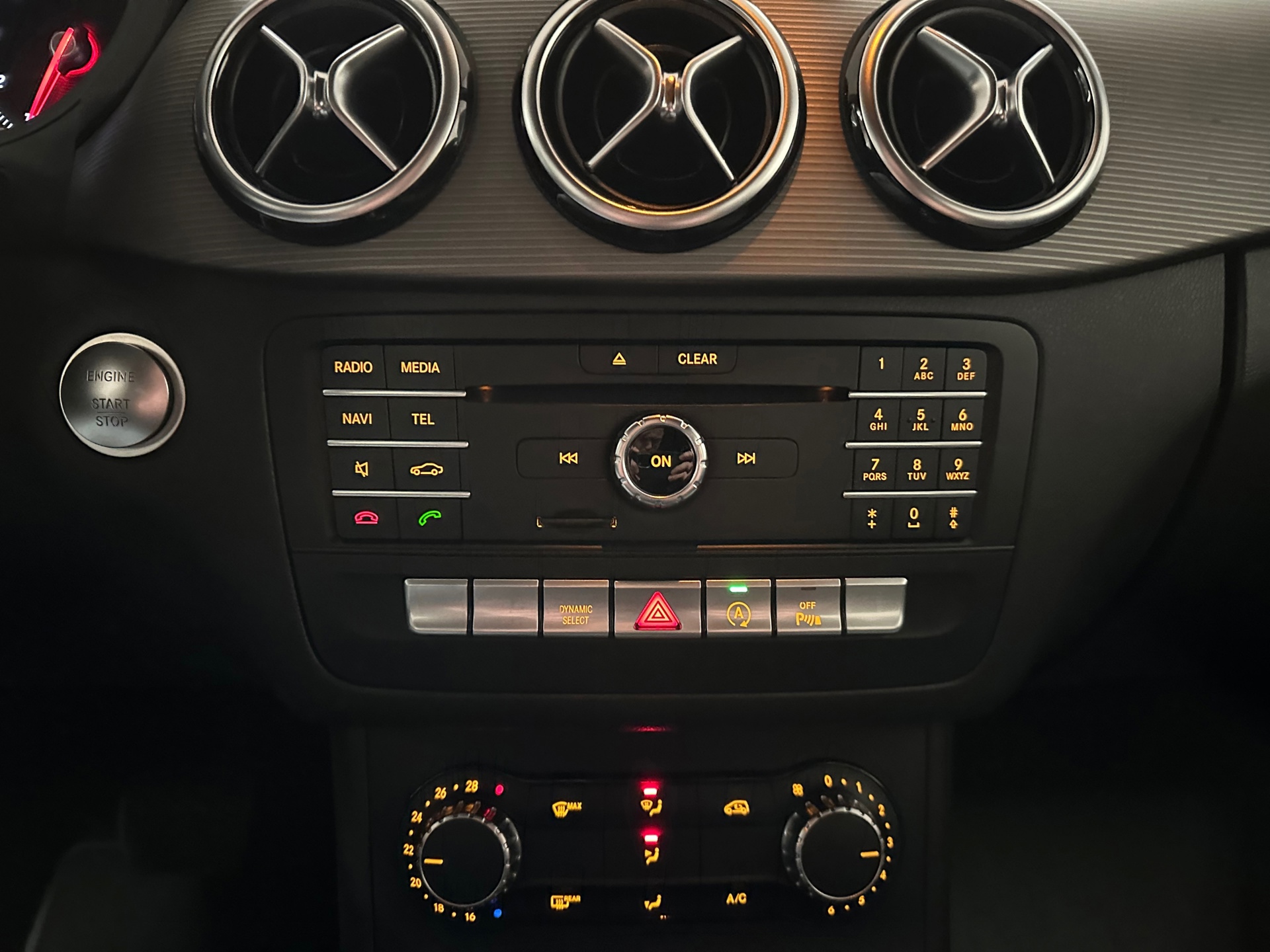 https://www.autokooy.nl//xml/images/45830947-20.JPG
