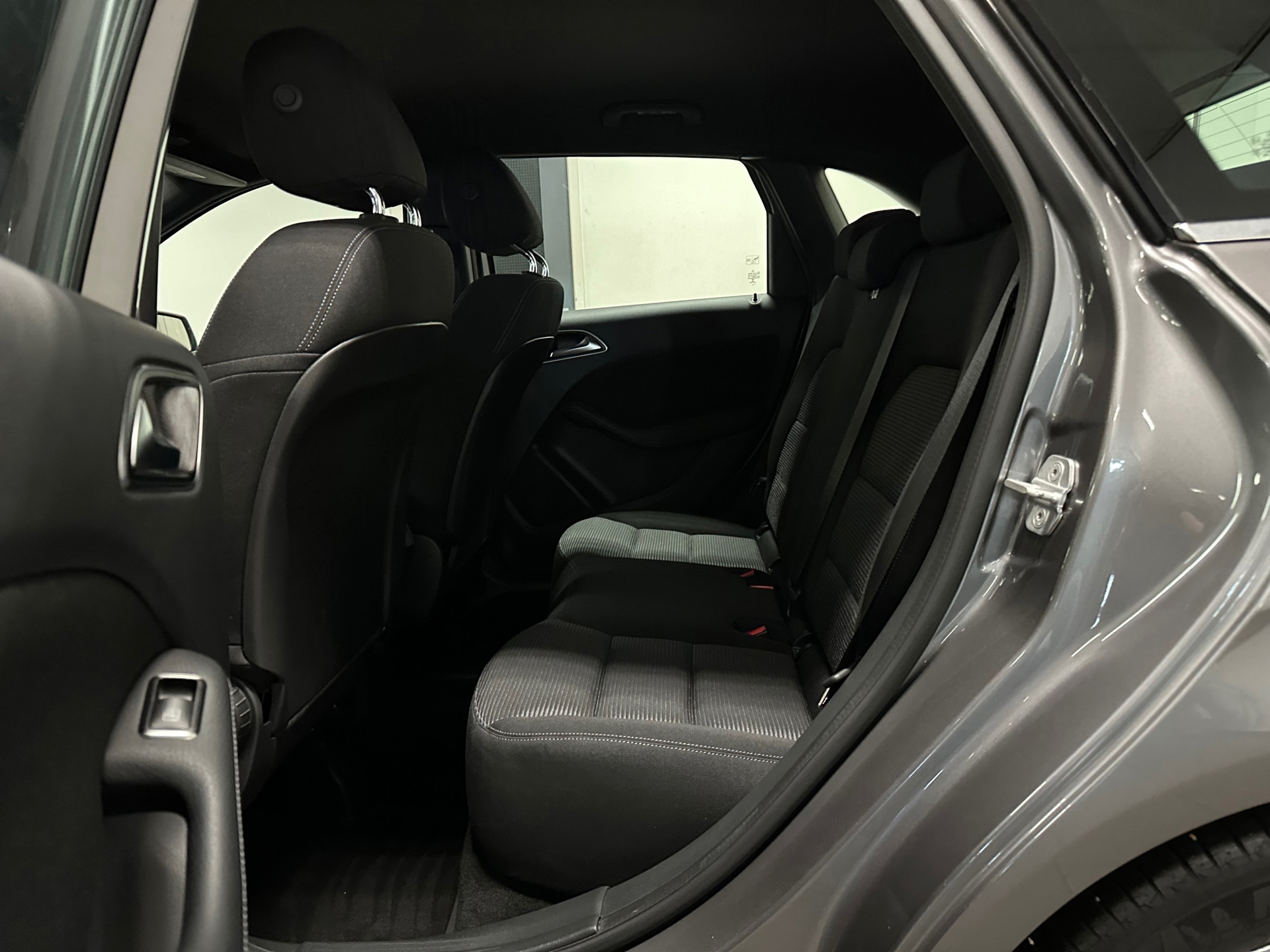 https://www.autokooy.nl//xml/images/45830947-23.JPG