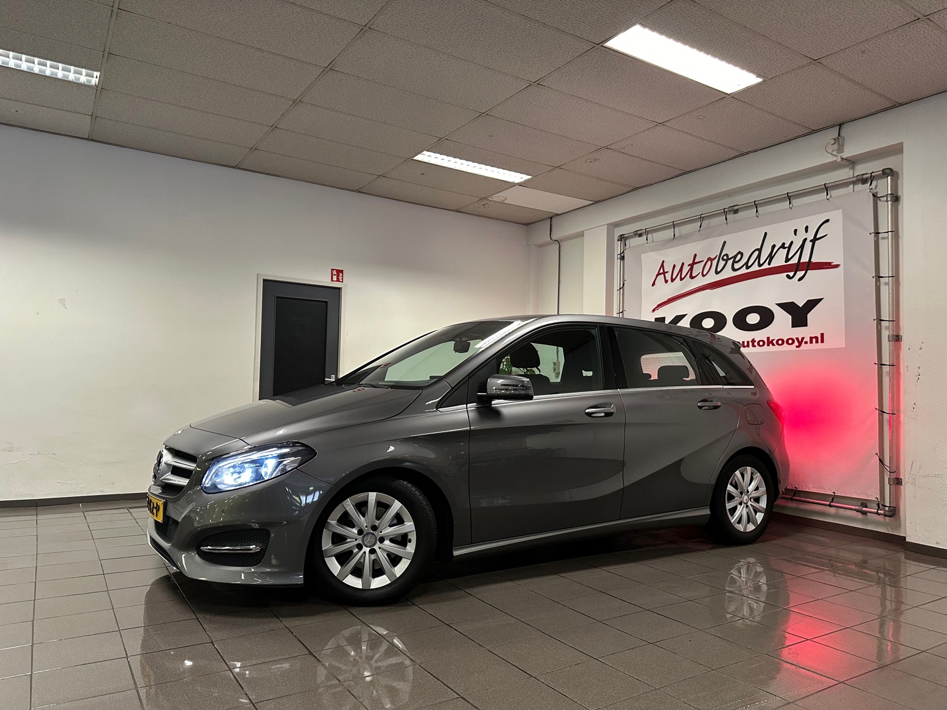 https://www.autokooy.nl//xml/images/45830947-9.JPG