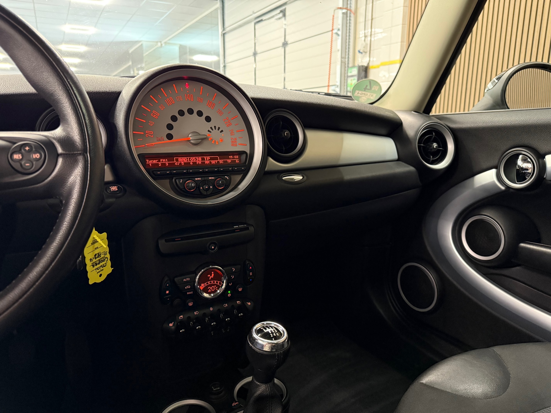 https://www.autokooy.nl//xml/images/45946409-18.JPG