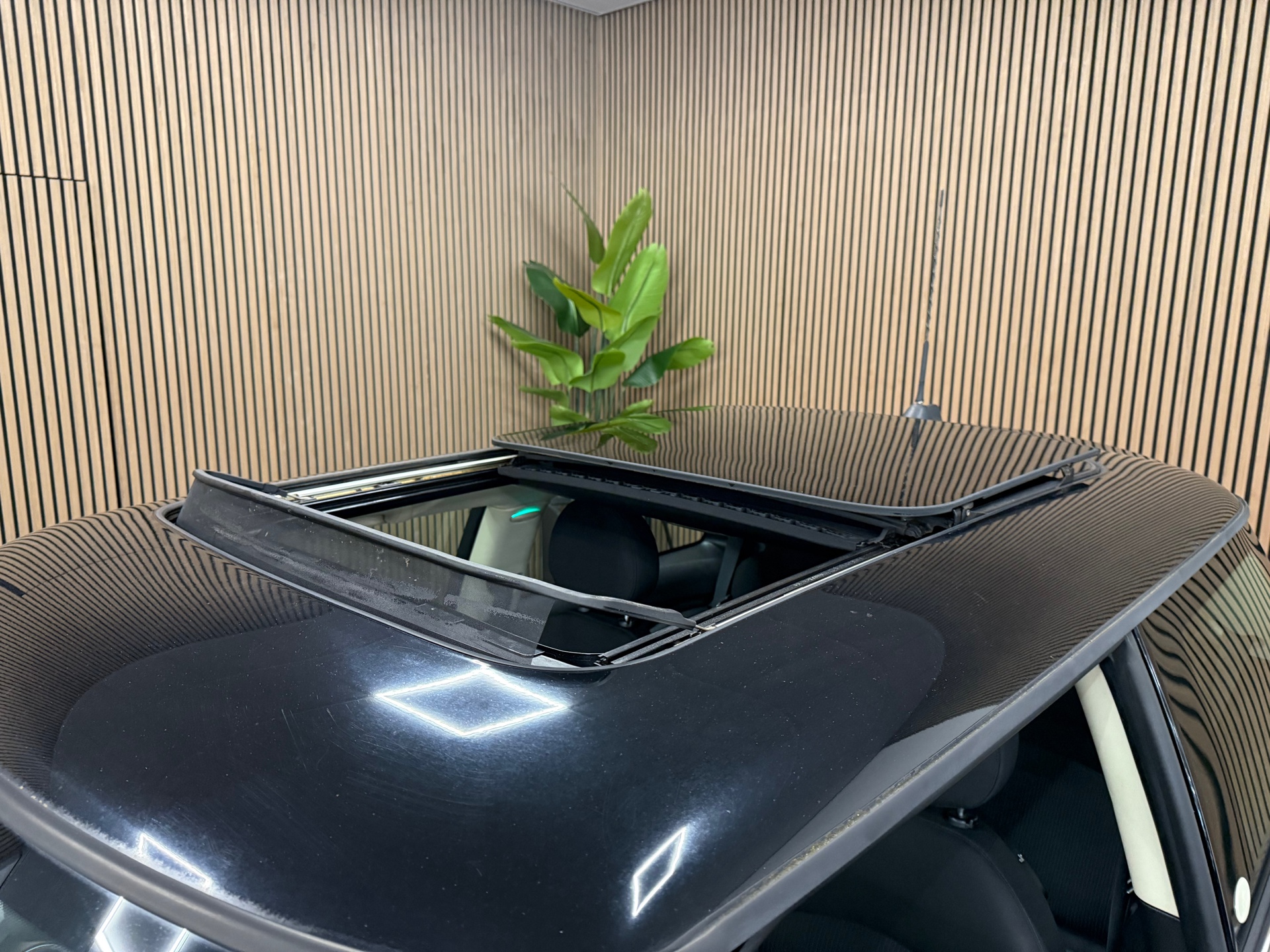 https://www.autokooy.nl//xml/images/45946409-21.JPG