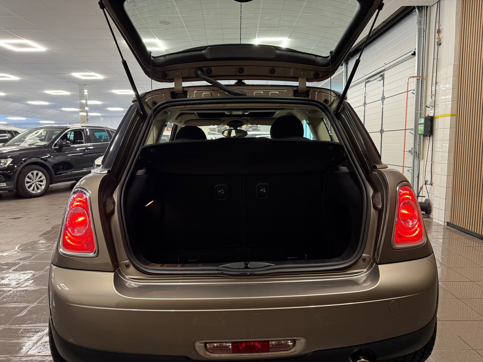 https://www.autokooy.nl//xml/images/45946409-4.JPG