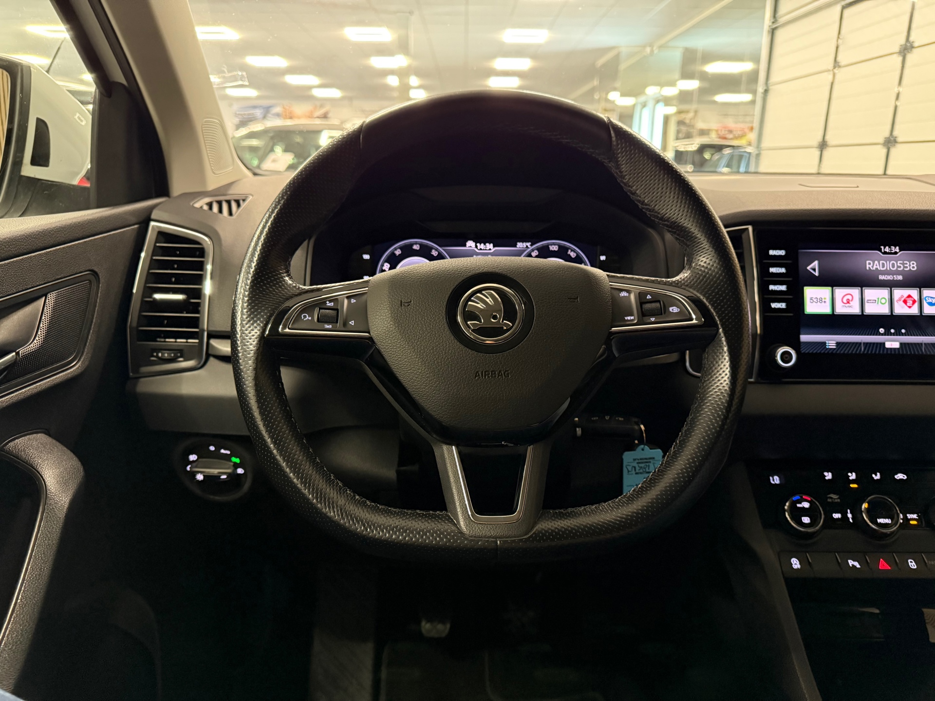 https://www.autokooy.nl//xml/images/45972481-13.JPG