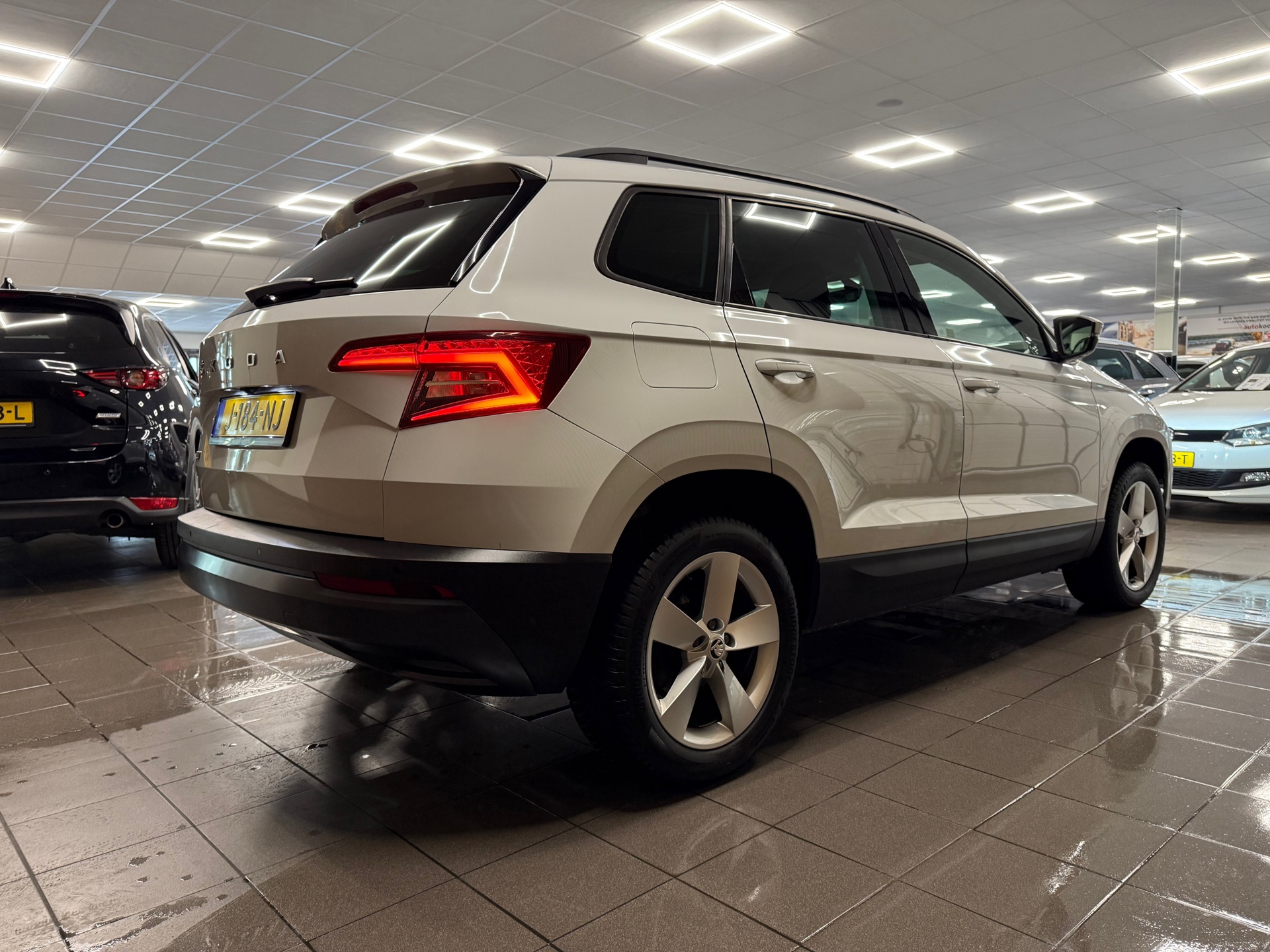 https://www.autokooy.nl//xml/images/45972481-6.JPG