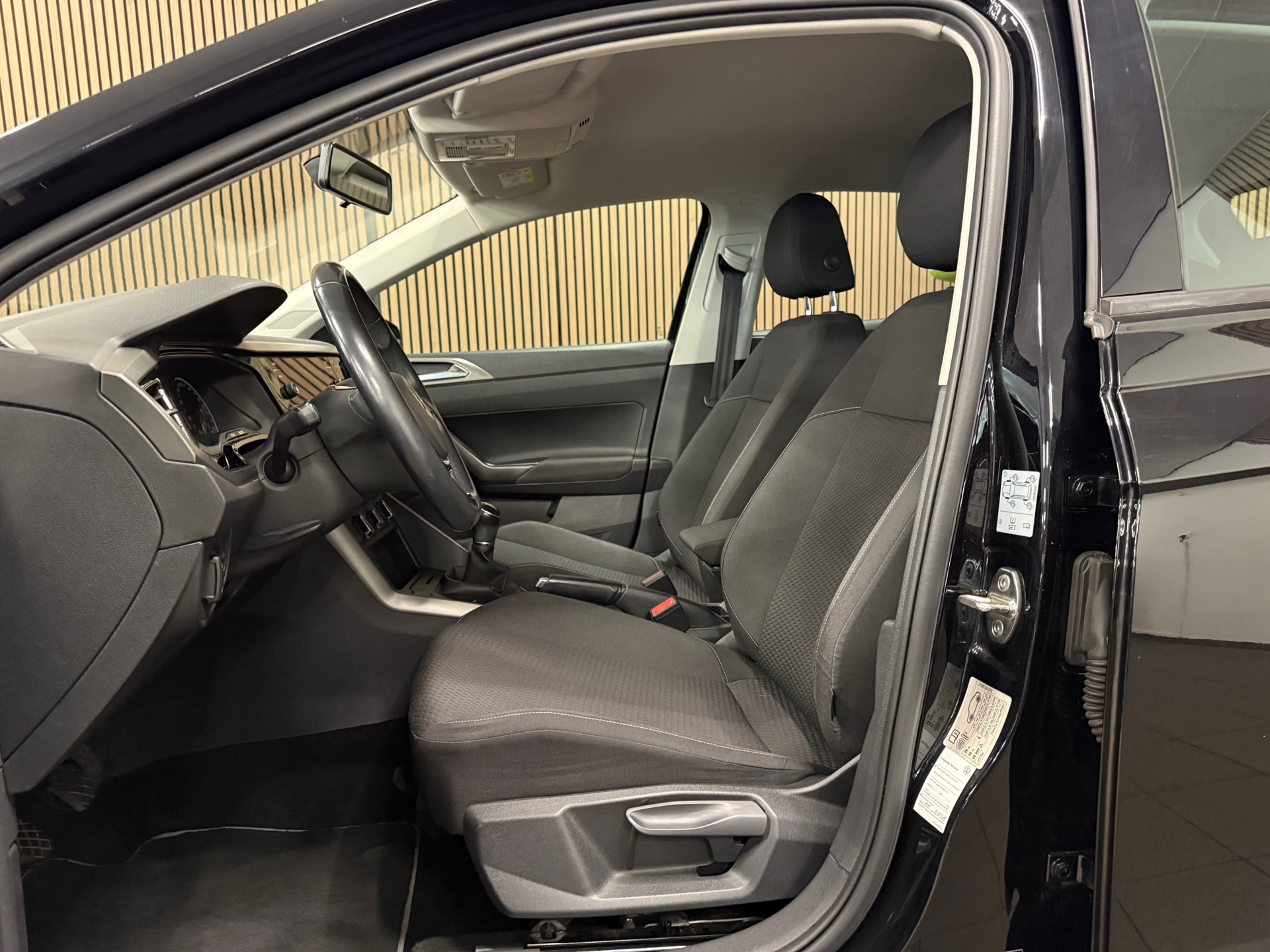 https://www.autokooy.nl//xml/images/46016923-11.JPG