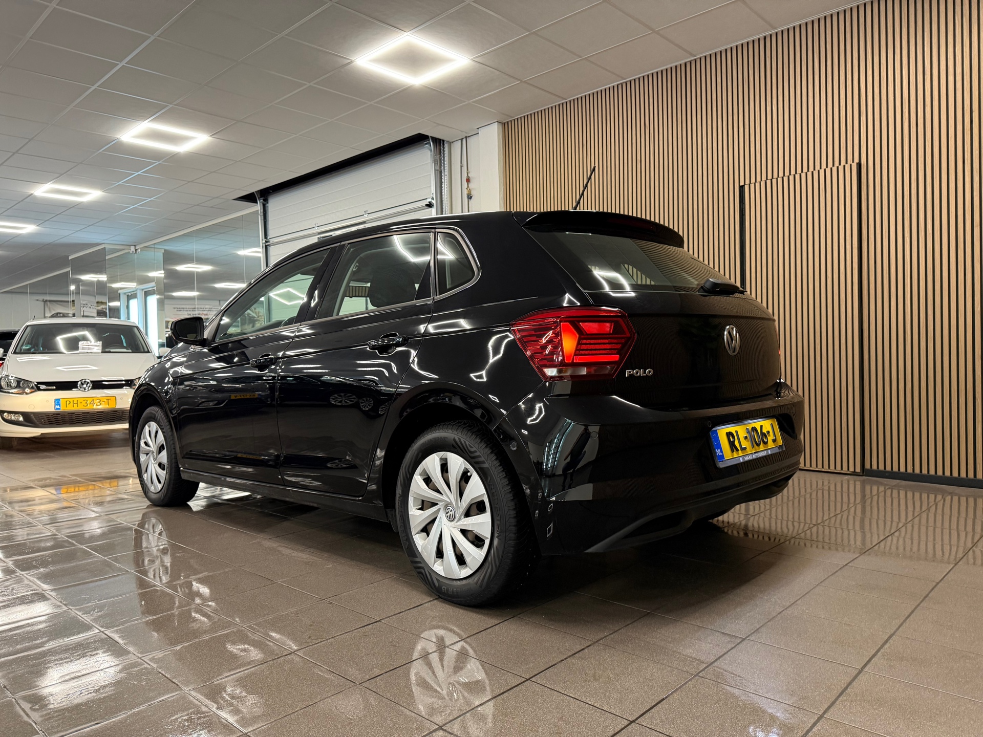 https://www.autokooy.nl//xml/images/46016923-3.JPG