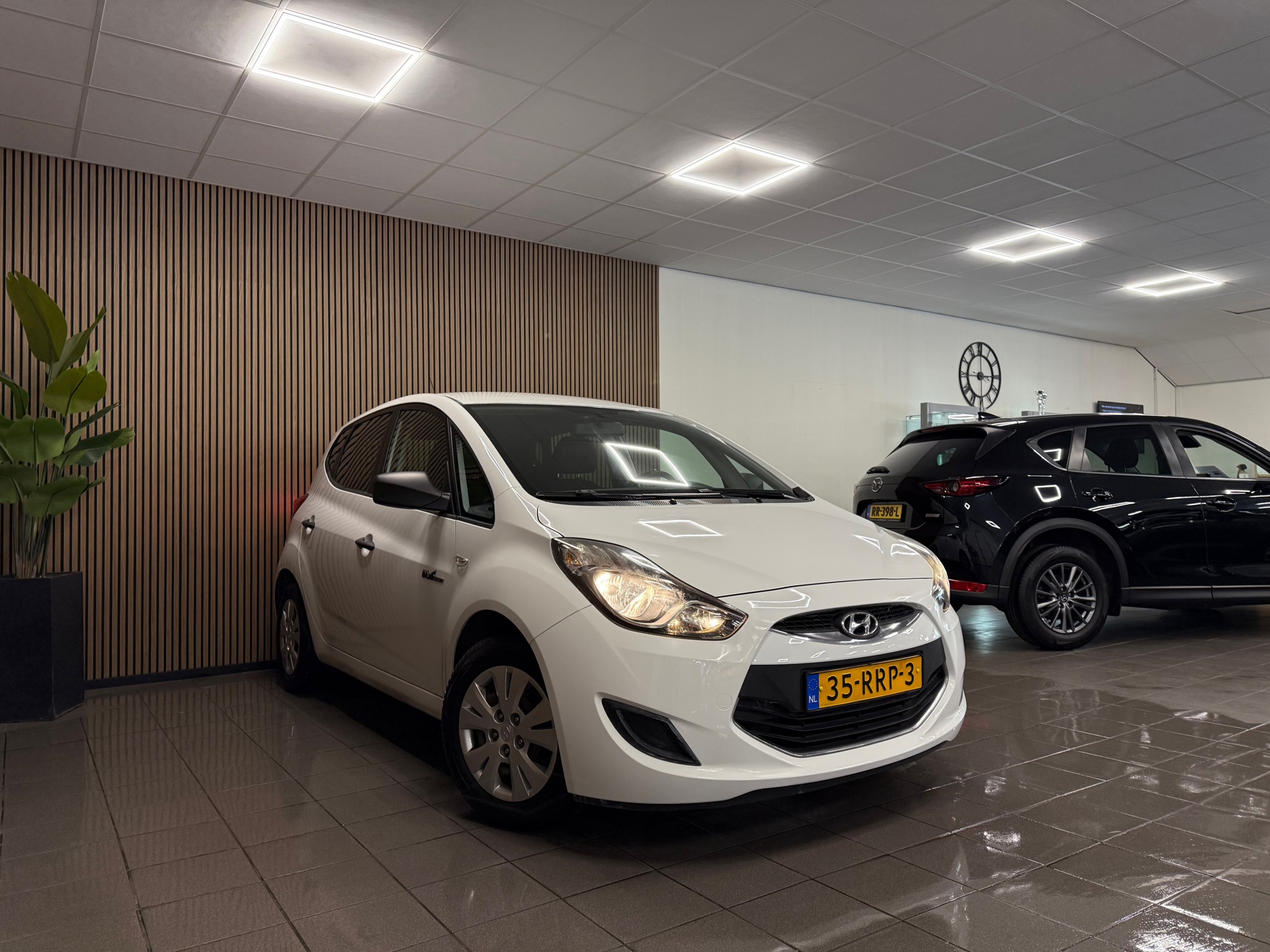 https://www.autokooy.nl//xml/images/46017082-7.JPG