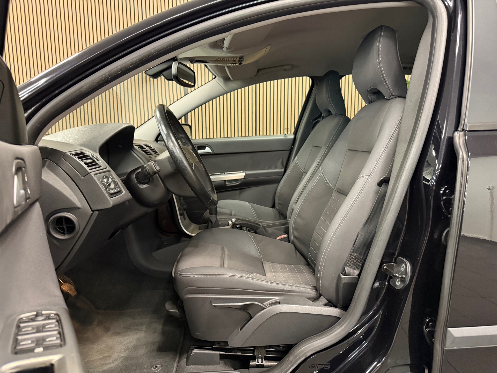 https://www.autokooy.nl//xml/images/46048706-11.JPG
