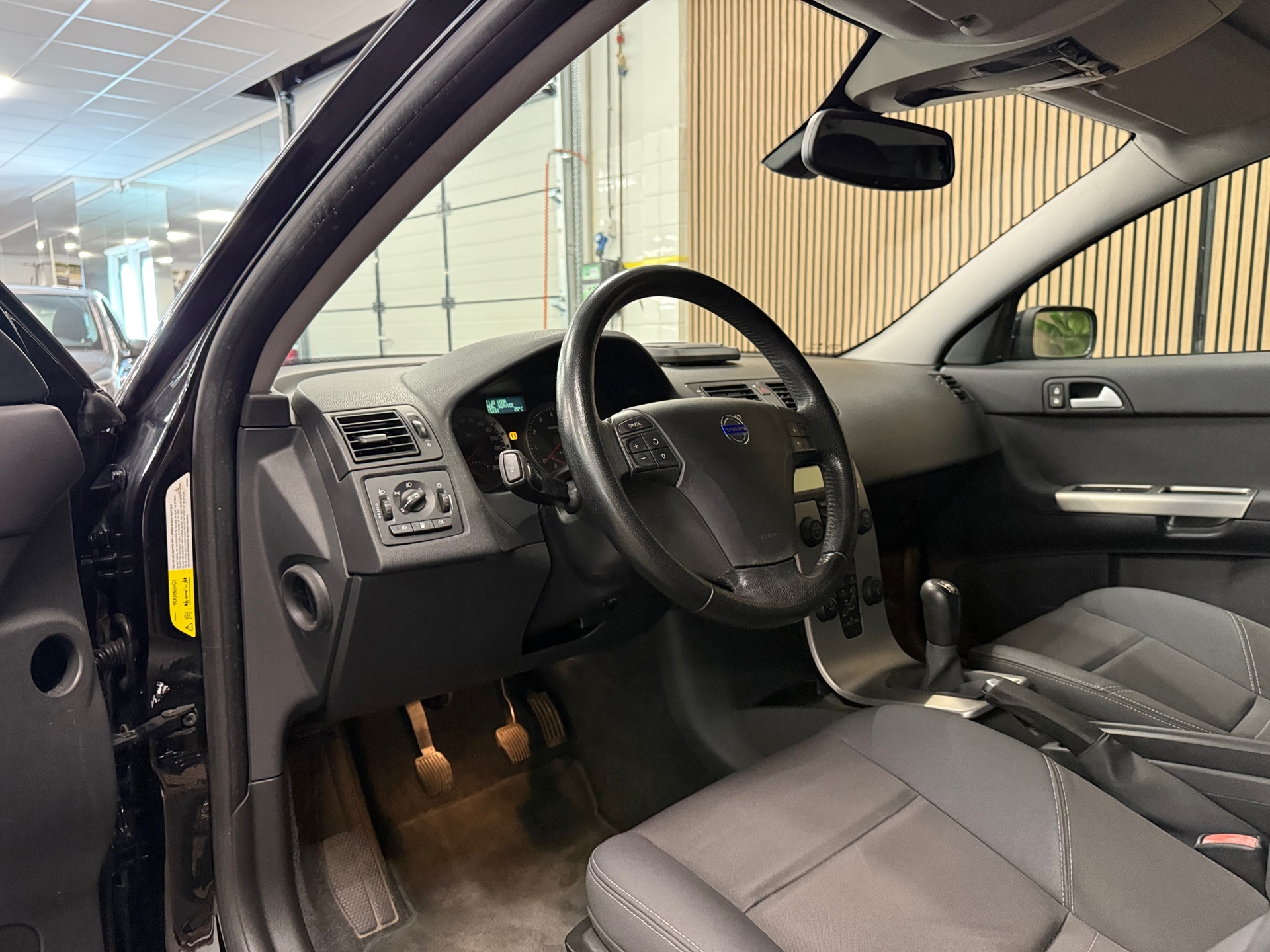 https://www.autokooy.nl//xml/images/46048706-12.JPG