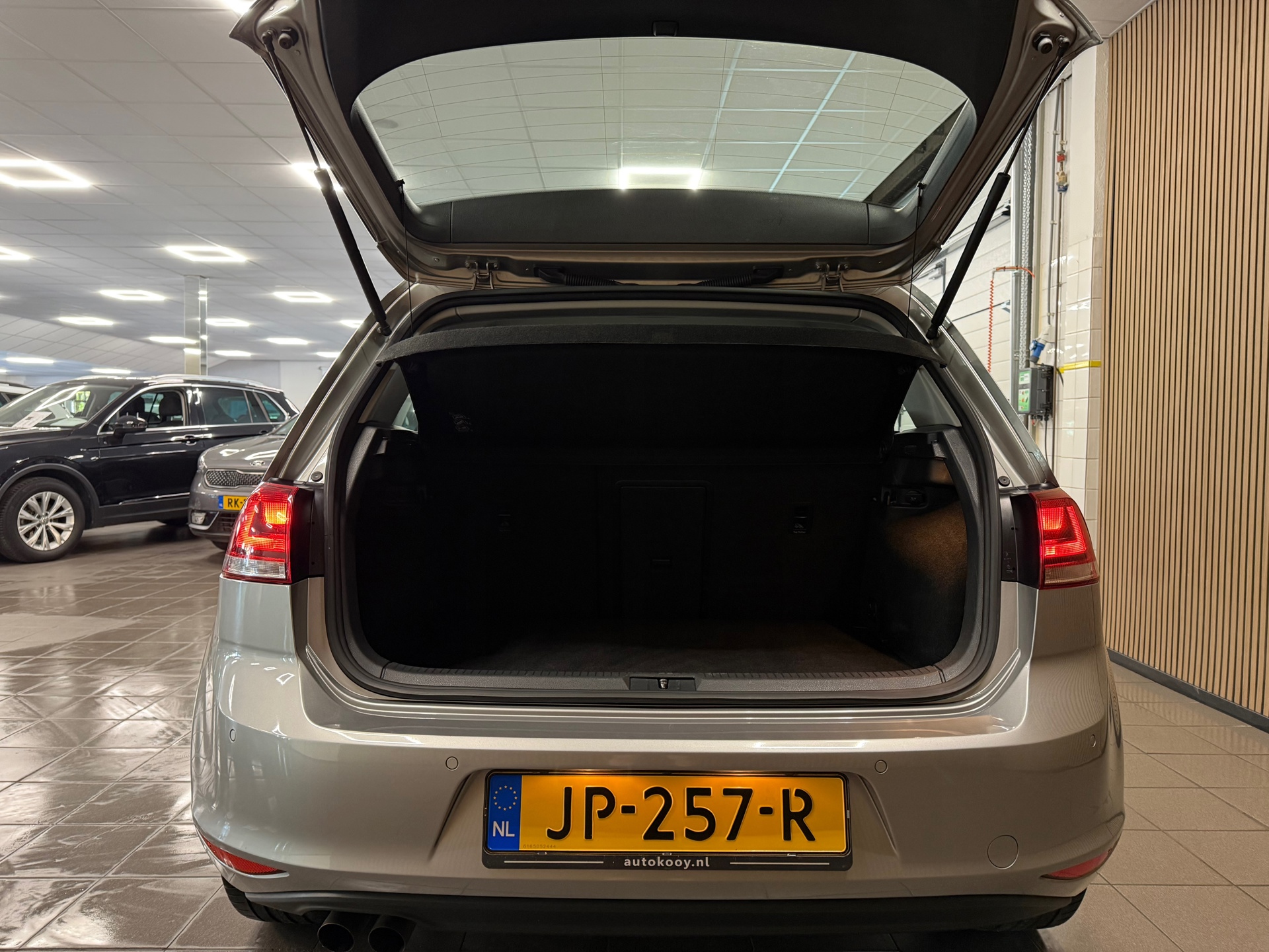 https://www.autokooy.nl//xml/images/46048929-5.JPG