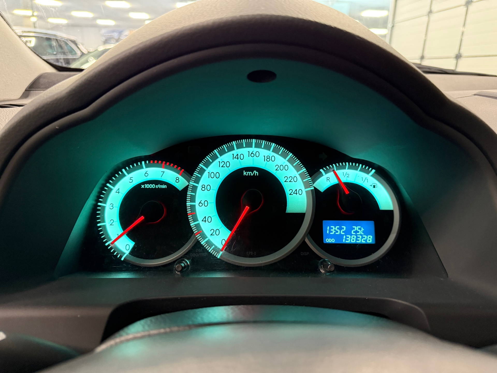 https://www.autokooy.nl//xml/images/46071528-16.JPG