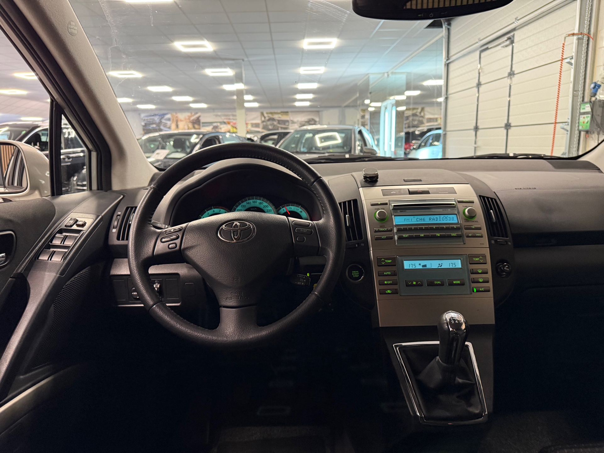 https://www.autokooy.nl//xml/images/46071528-21.JPG