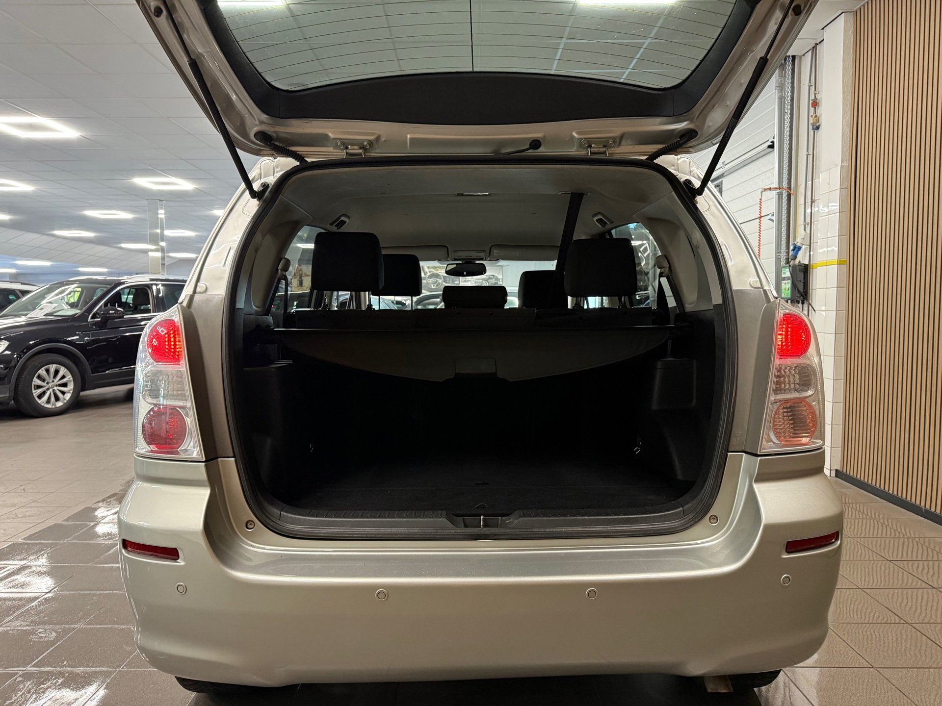 https://www.autokooy.nl//xml/images/46071528-5.JPG
