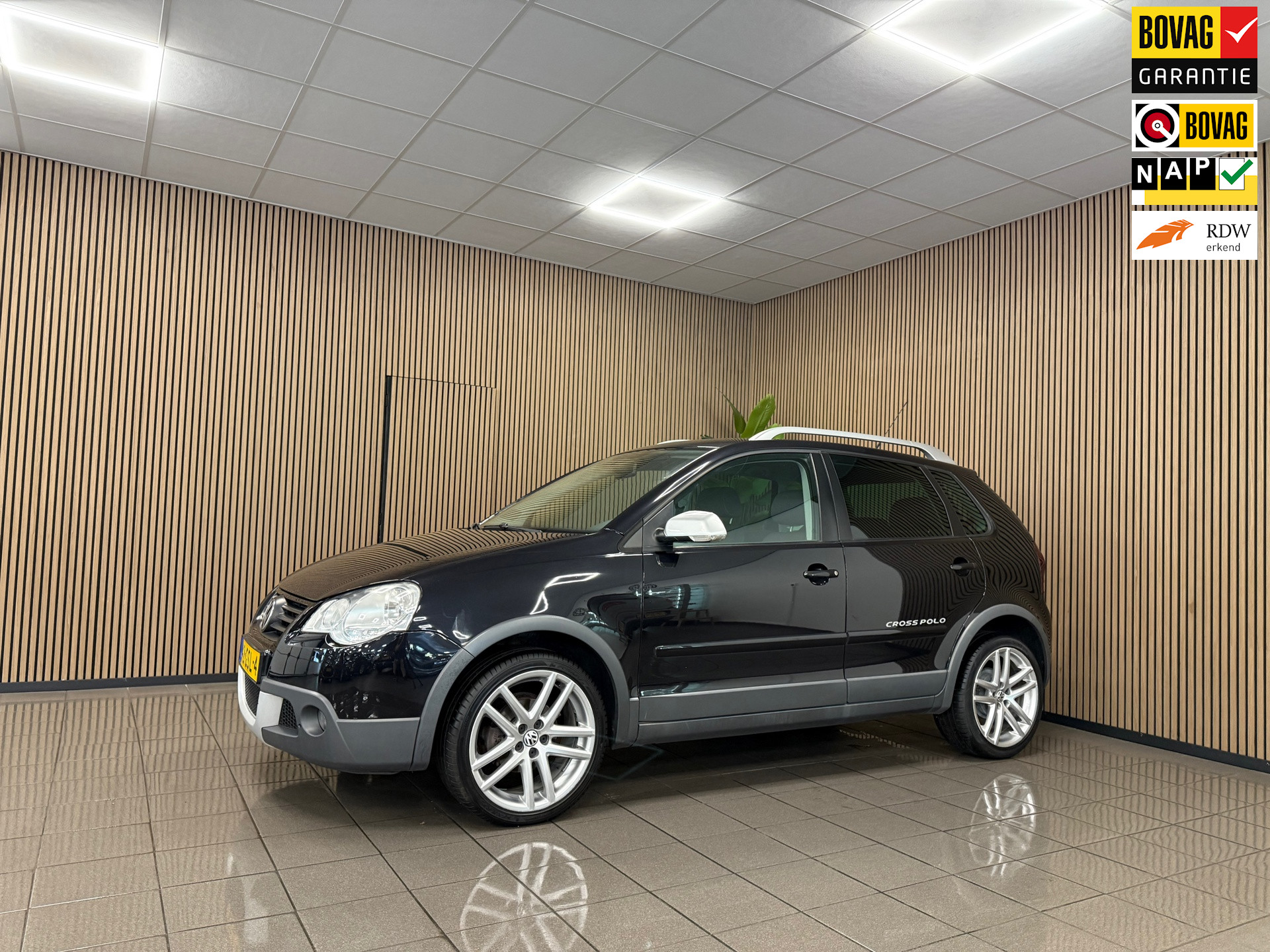 Volkswagen Polo 1.4-16V Cross * Airco / Cruise control / LM Velgen / NL Auto *