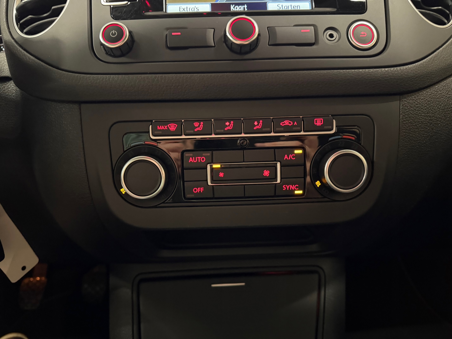 https://www.autokooy.nl//xml/images/46109238-20.JPG