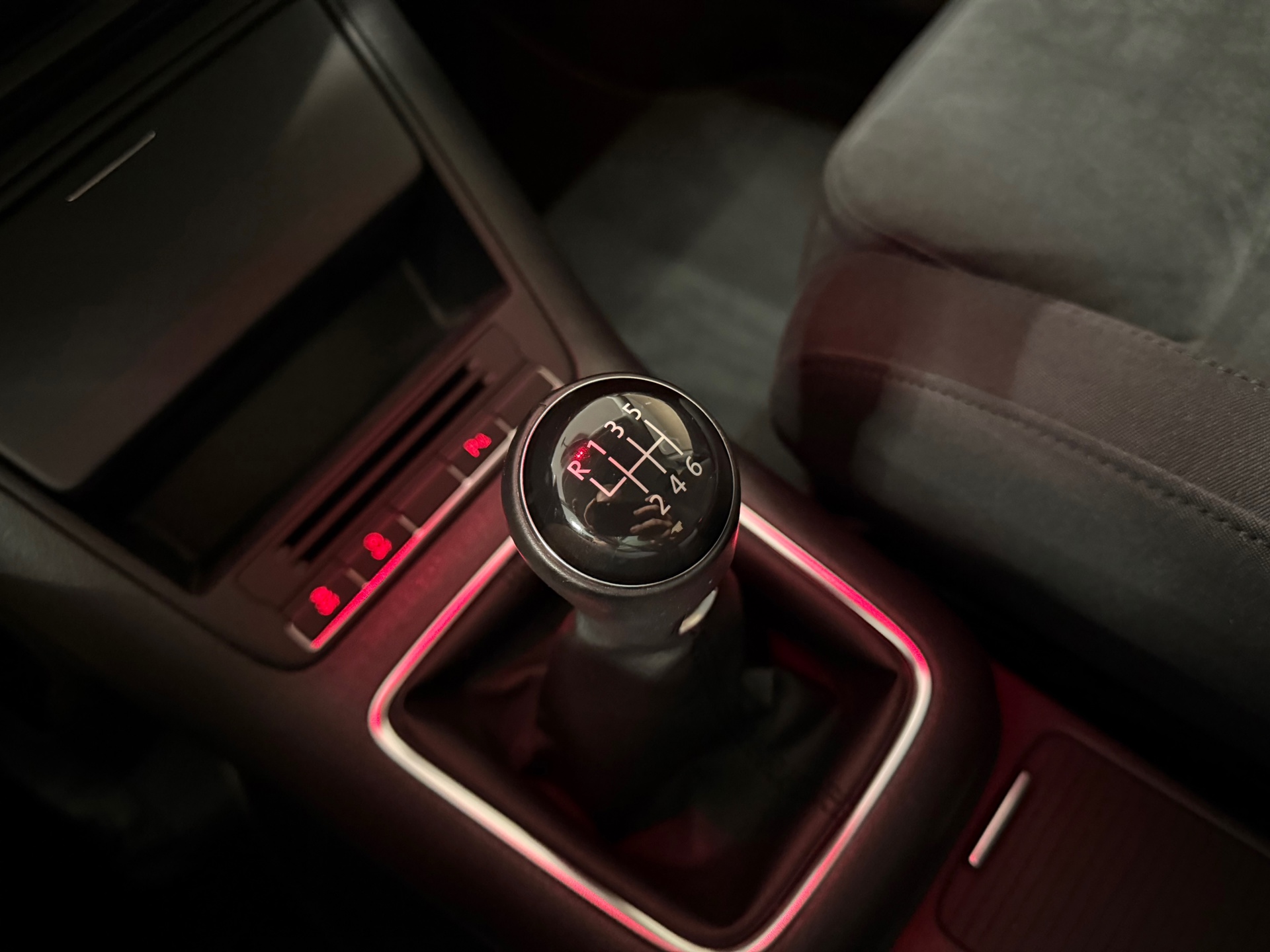 https://www.autokooy.nl//xml/images/46109238-21.JPG