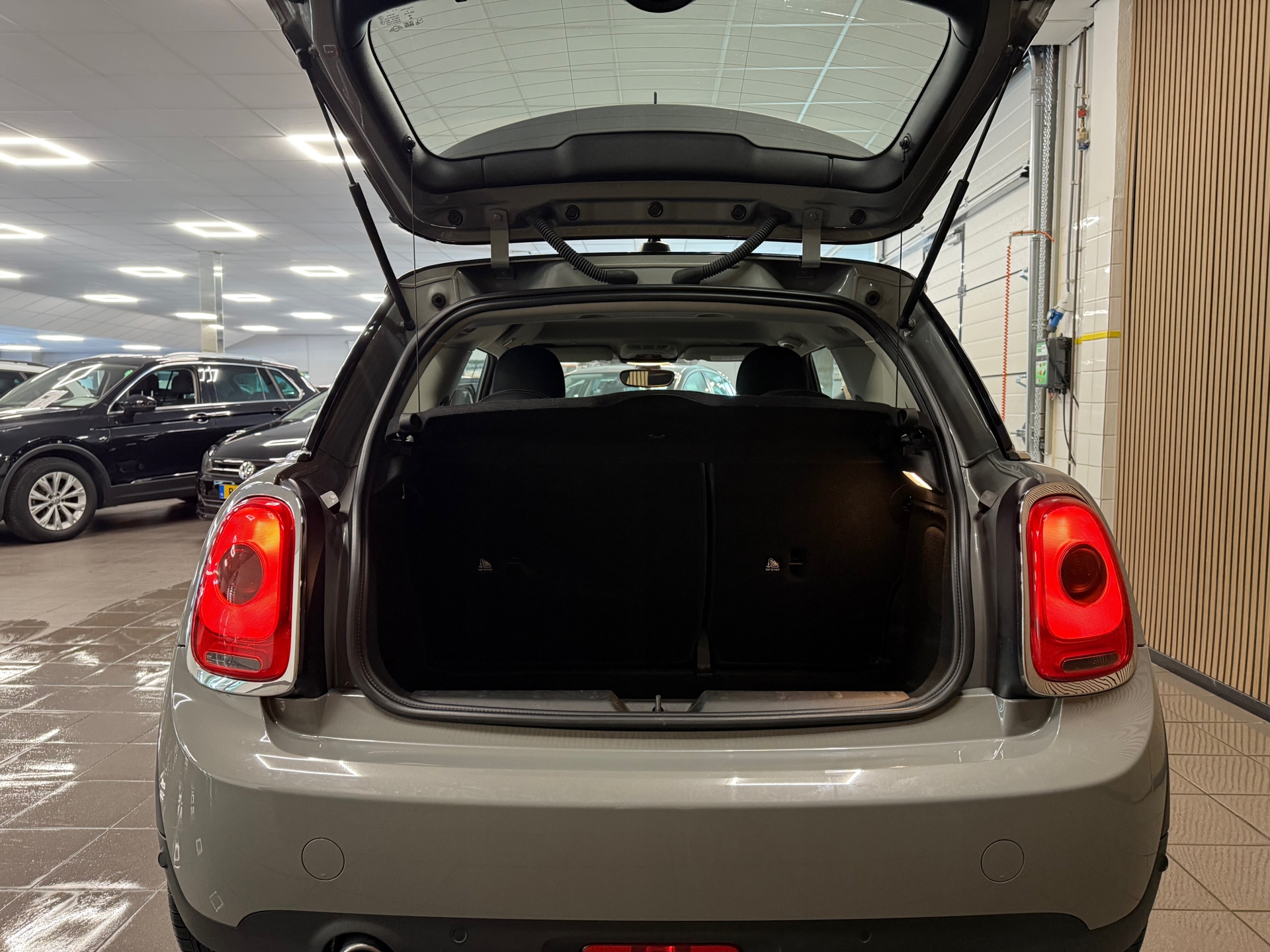 https://www.autokooy.nl//xml/images/46109309-5.JPG