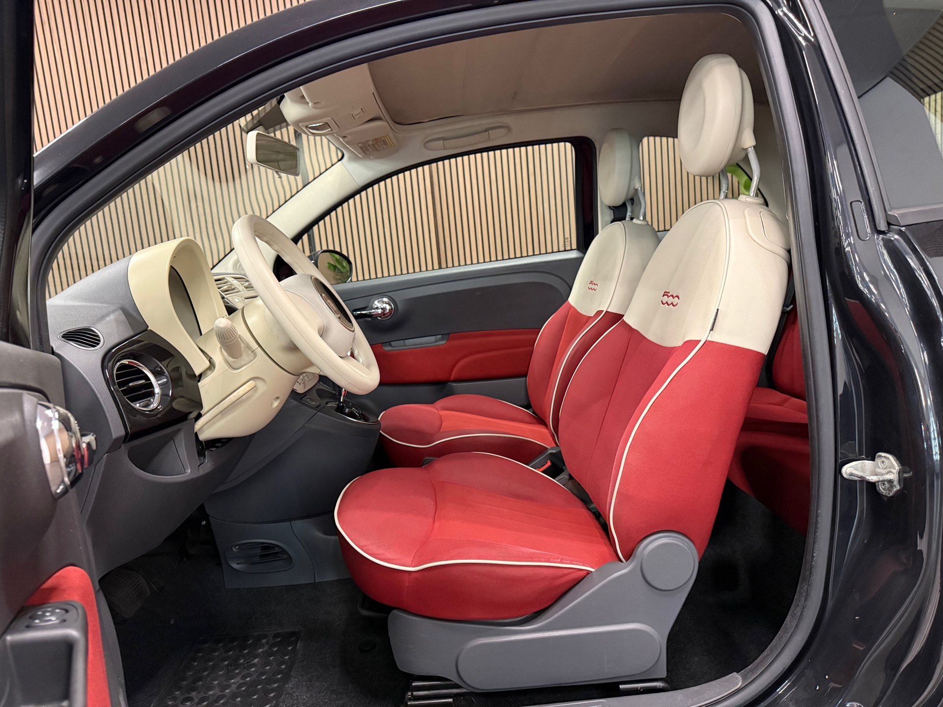 https://www.autokooy.nl//xml/images/46137254-13.JPG