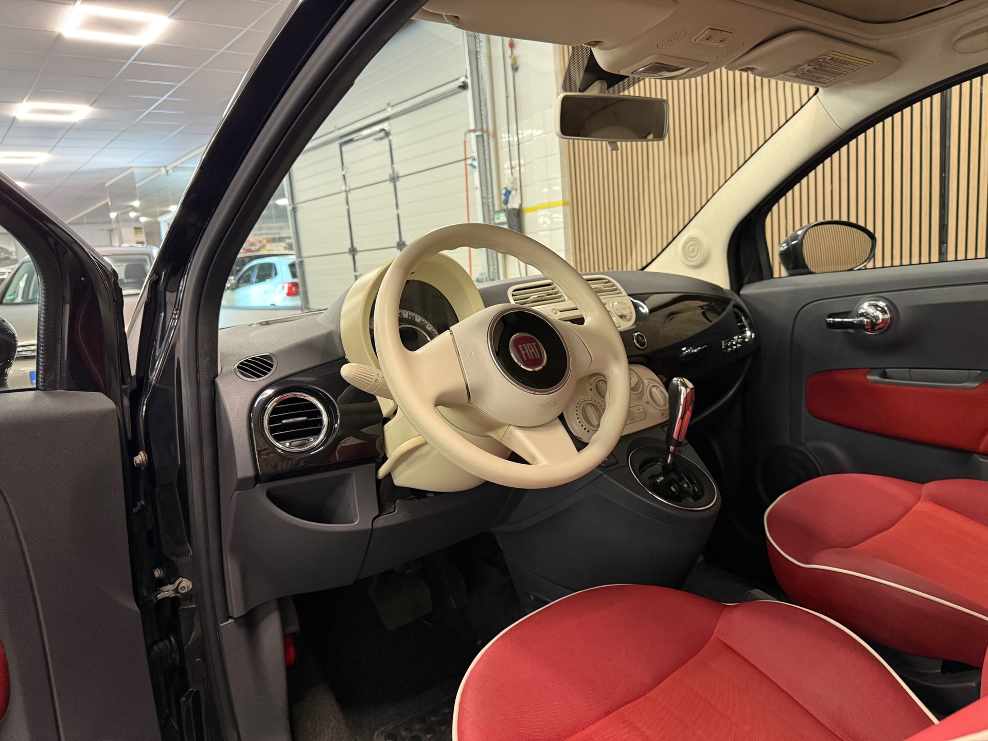https://www.autokooy.nl//xml/images/46137254-14.JPG