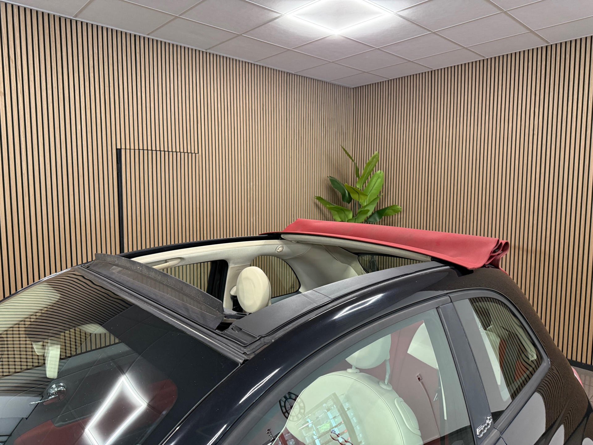https://www.autokooy.nl//xml/images/46137254-3.JPG