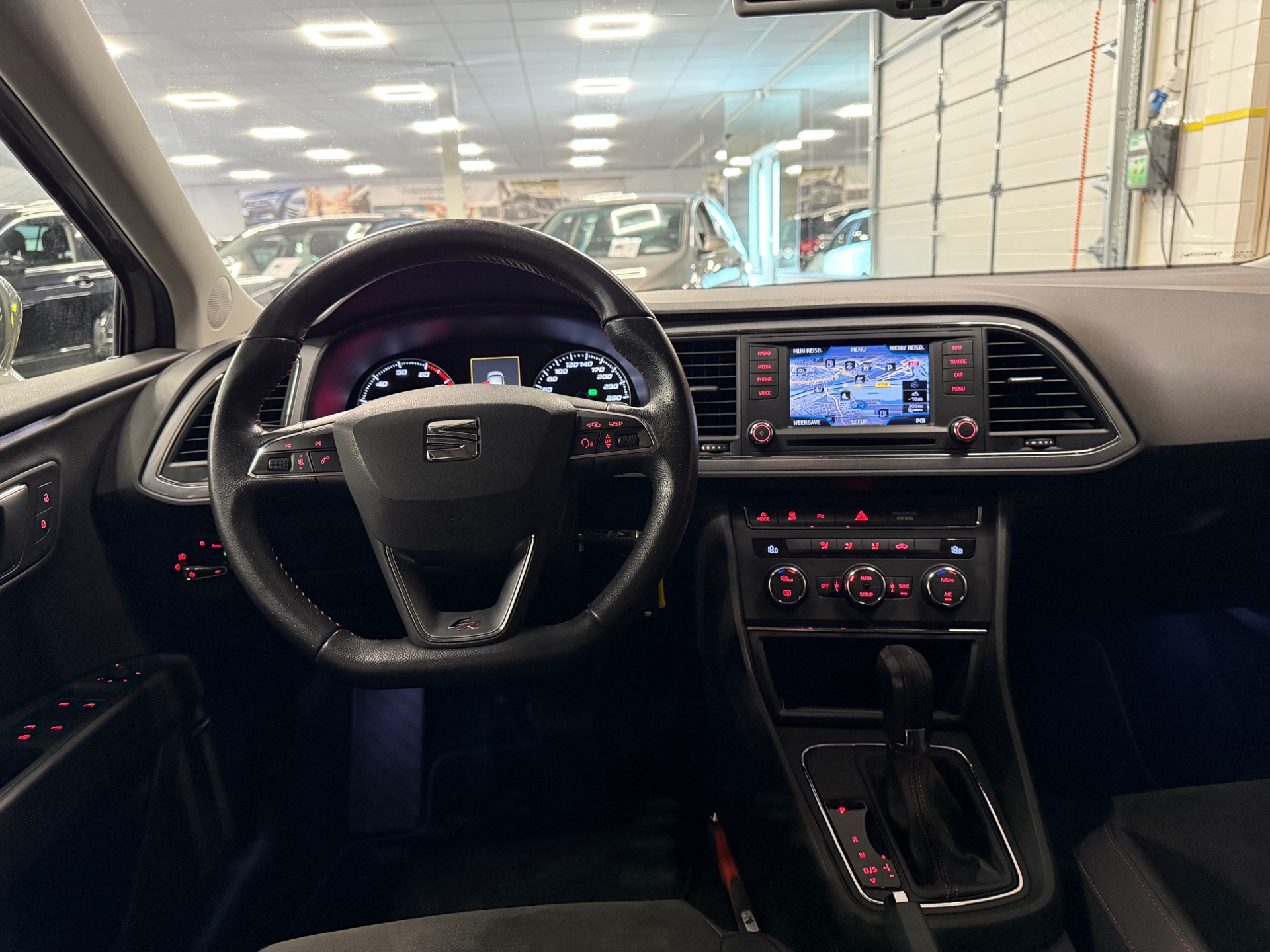 https://www.autokooy.nl//xml/images/46137339-20.JPG