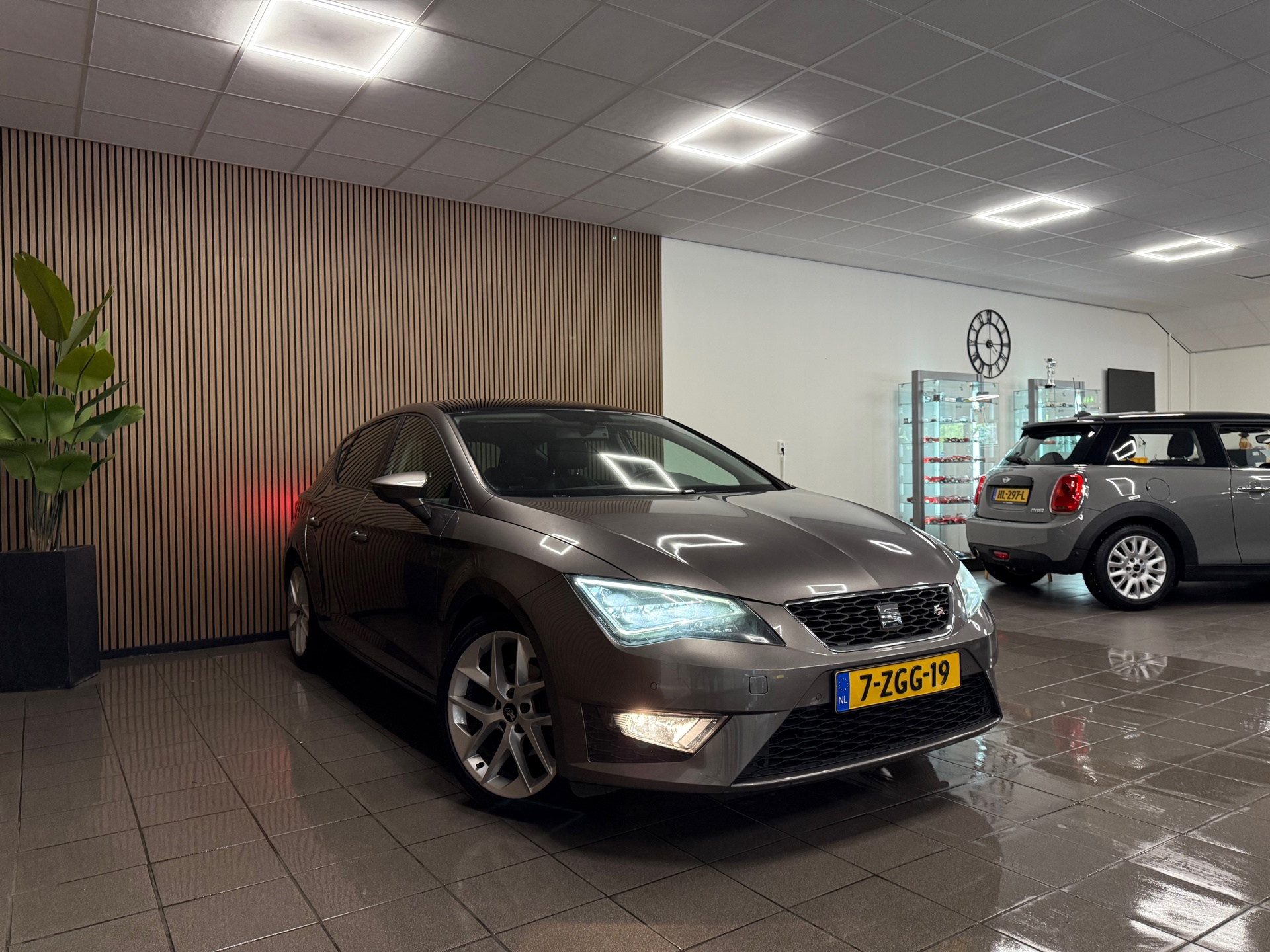https://www.autokooy.nl//xml/images/46137339-7.JPG