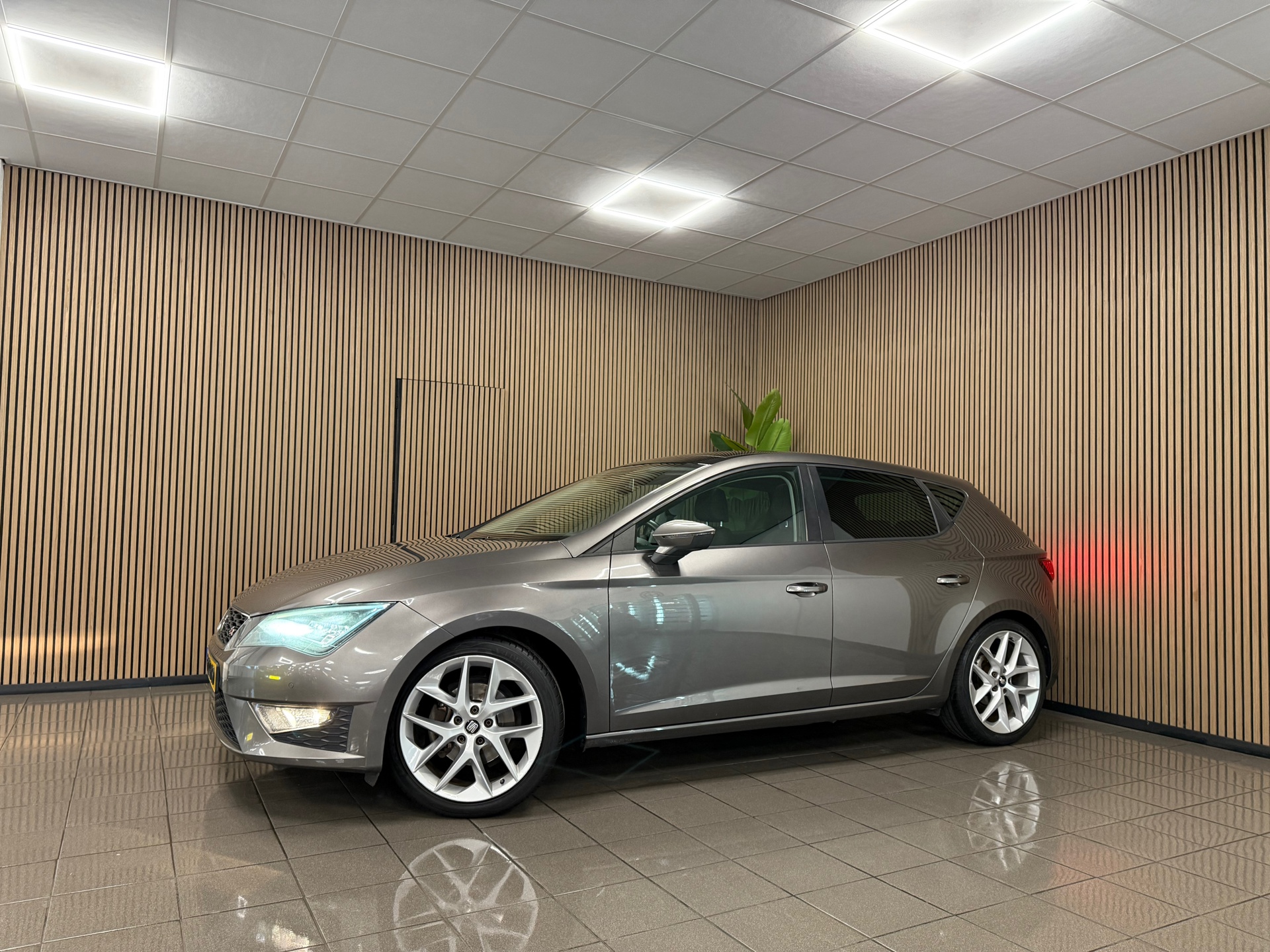 https://www.autokooy.nl//xml/images/46137339-9.JPG
