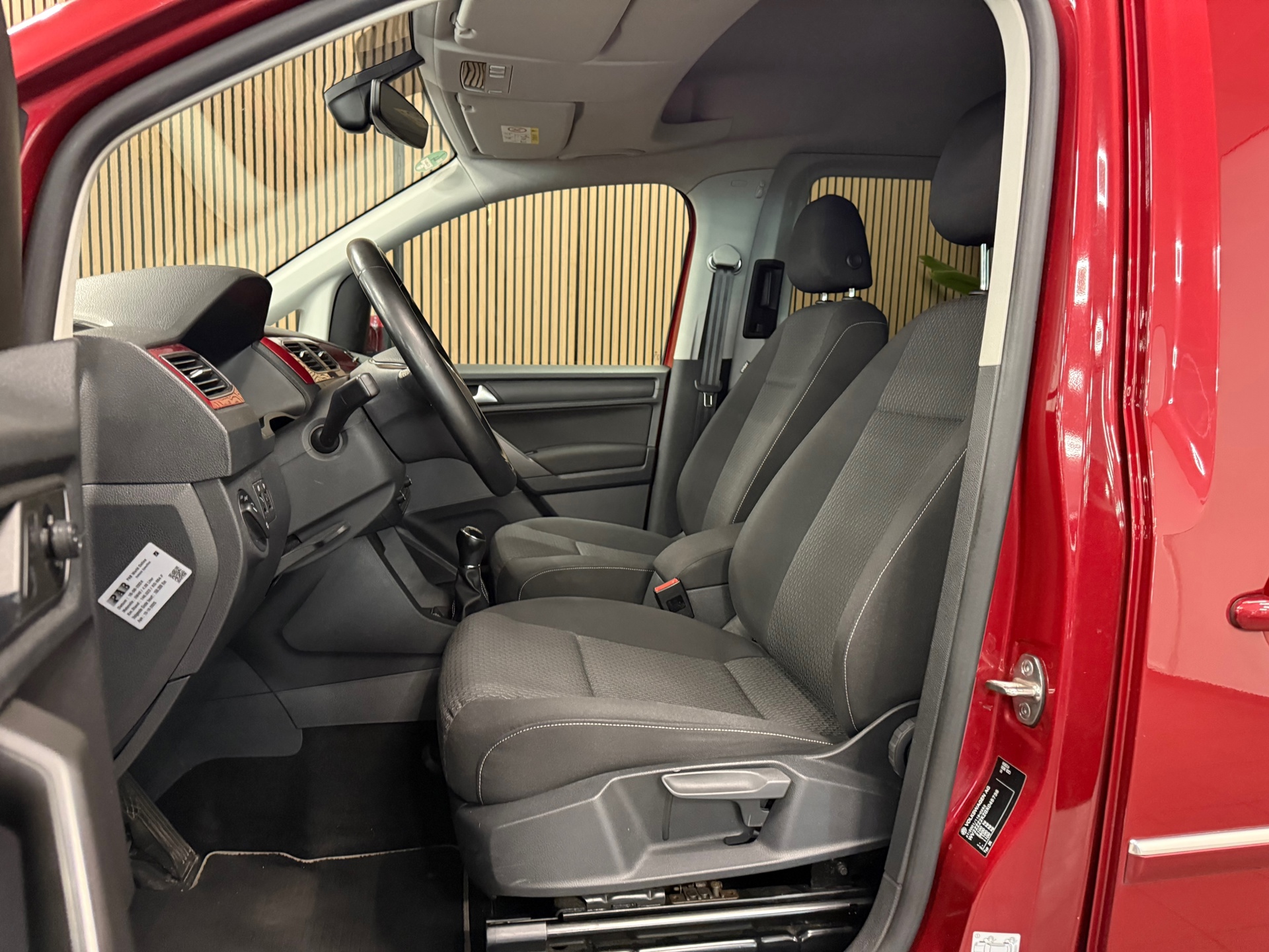 https://www.autokooy.nl//xml/images/46137404-12.JPG