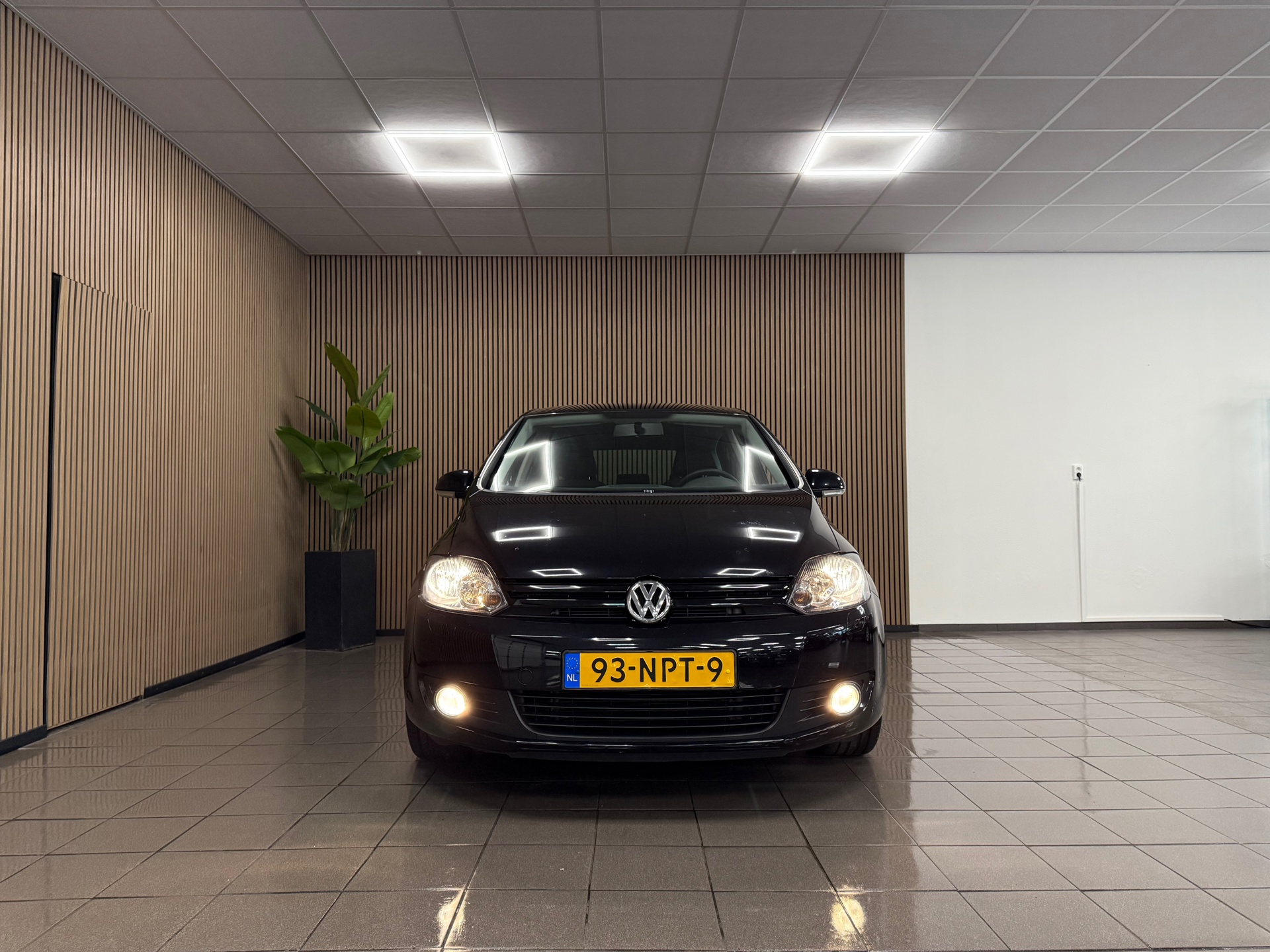 https://www.autokooy.nl//xml/images/46184225-8.JPG
