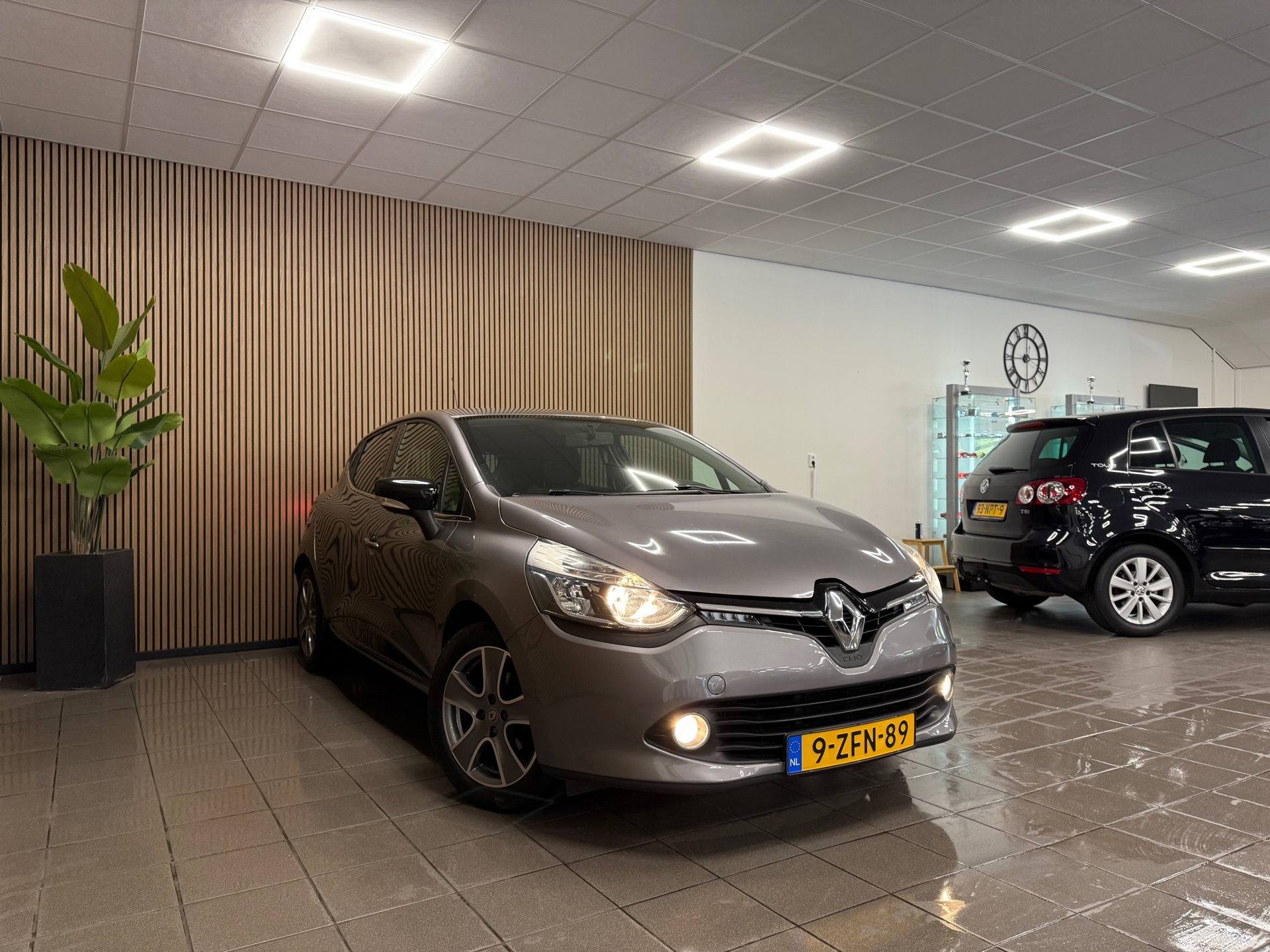 https://www.autokooy.nl//xml/images/46231277-7.JPG