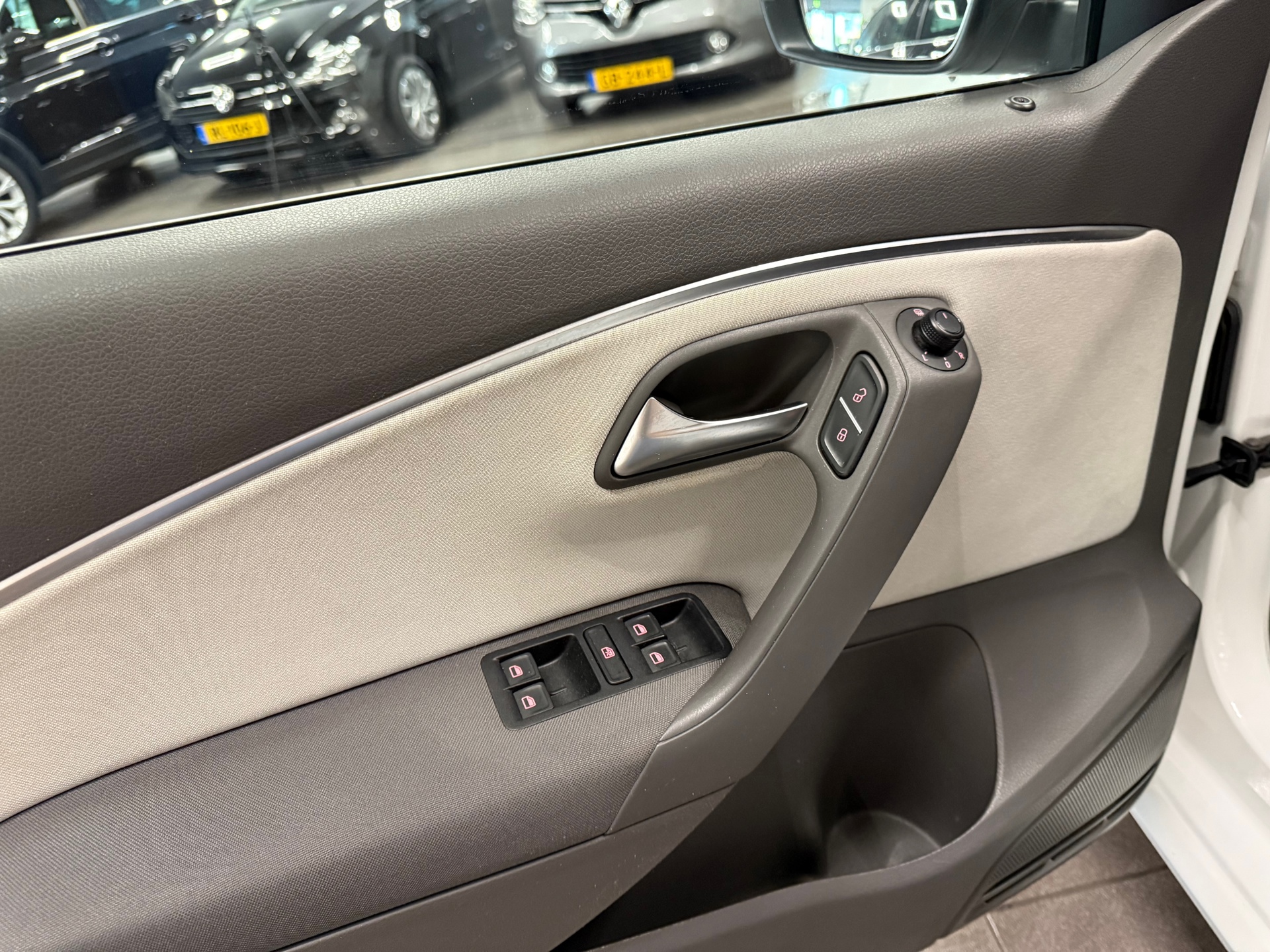 https://www.autokooy.nl//xml/images/46258809-11.JPG