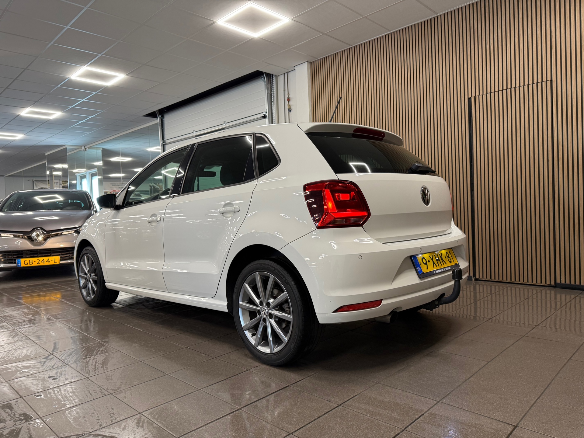 https://www.autokooy.nl//xml/images/46258809-3.JPG