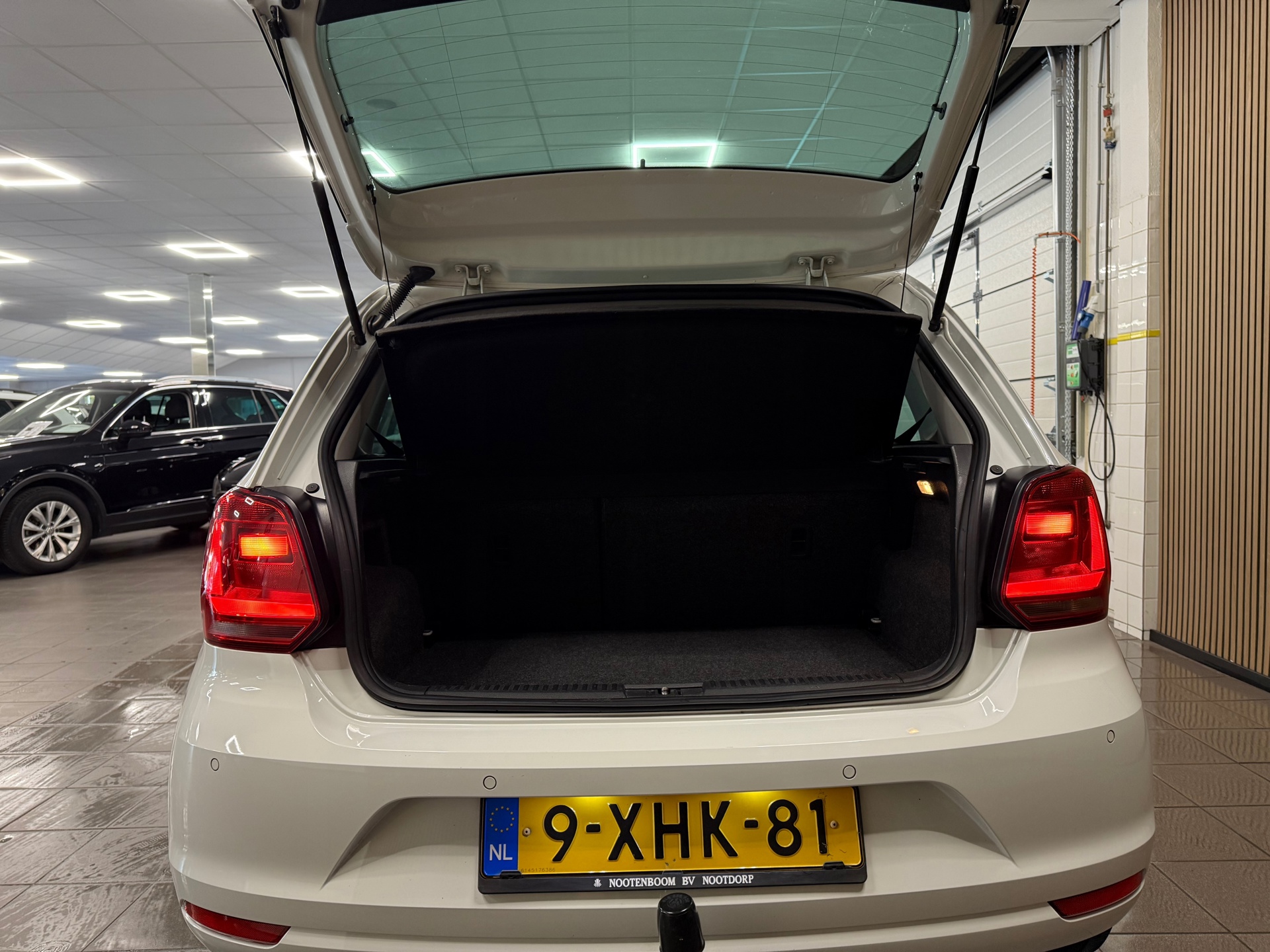 https://www.autokooy.nl//xml/images/46258809-5.JPG