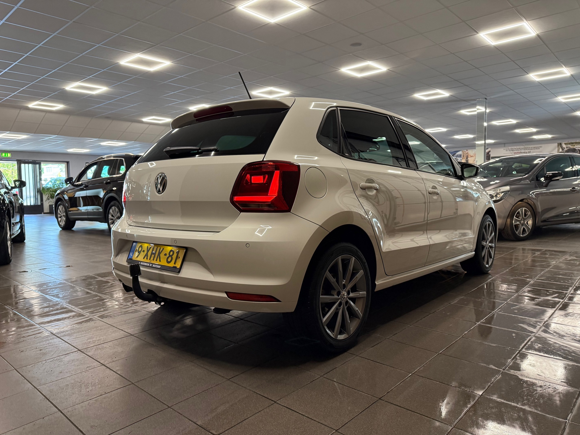 https://www.autokooy.nl//xml/images/46258809-6.JPG