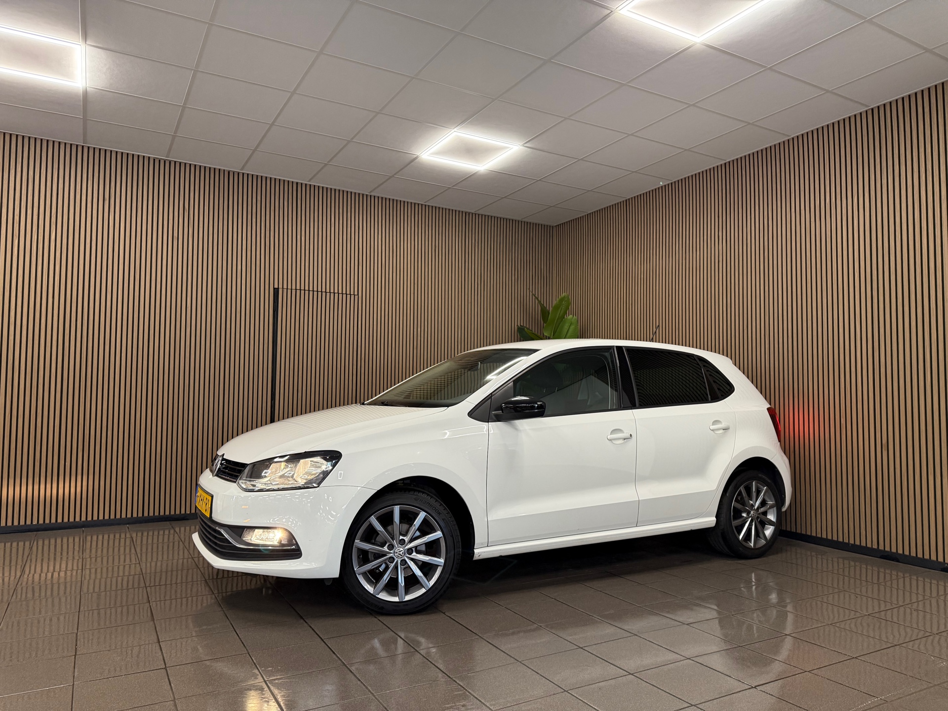 https://www.autokooy.nl//xml/images/46258809-9.JPG