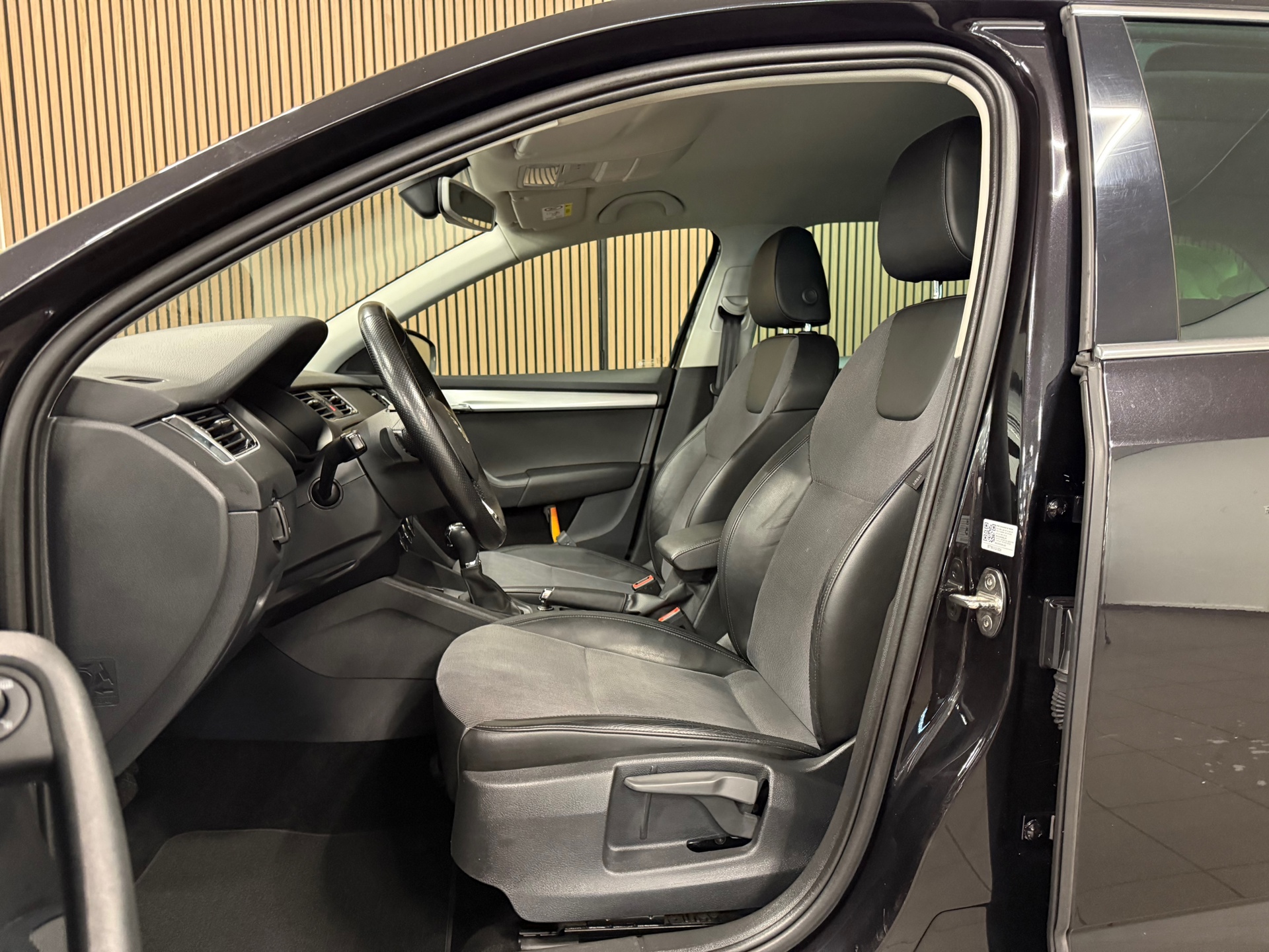 https://www.autokooy.nl//xml/images/46258824-10.JPG
