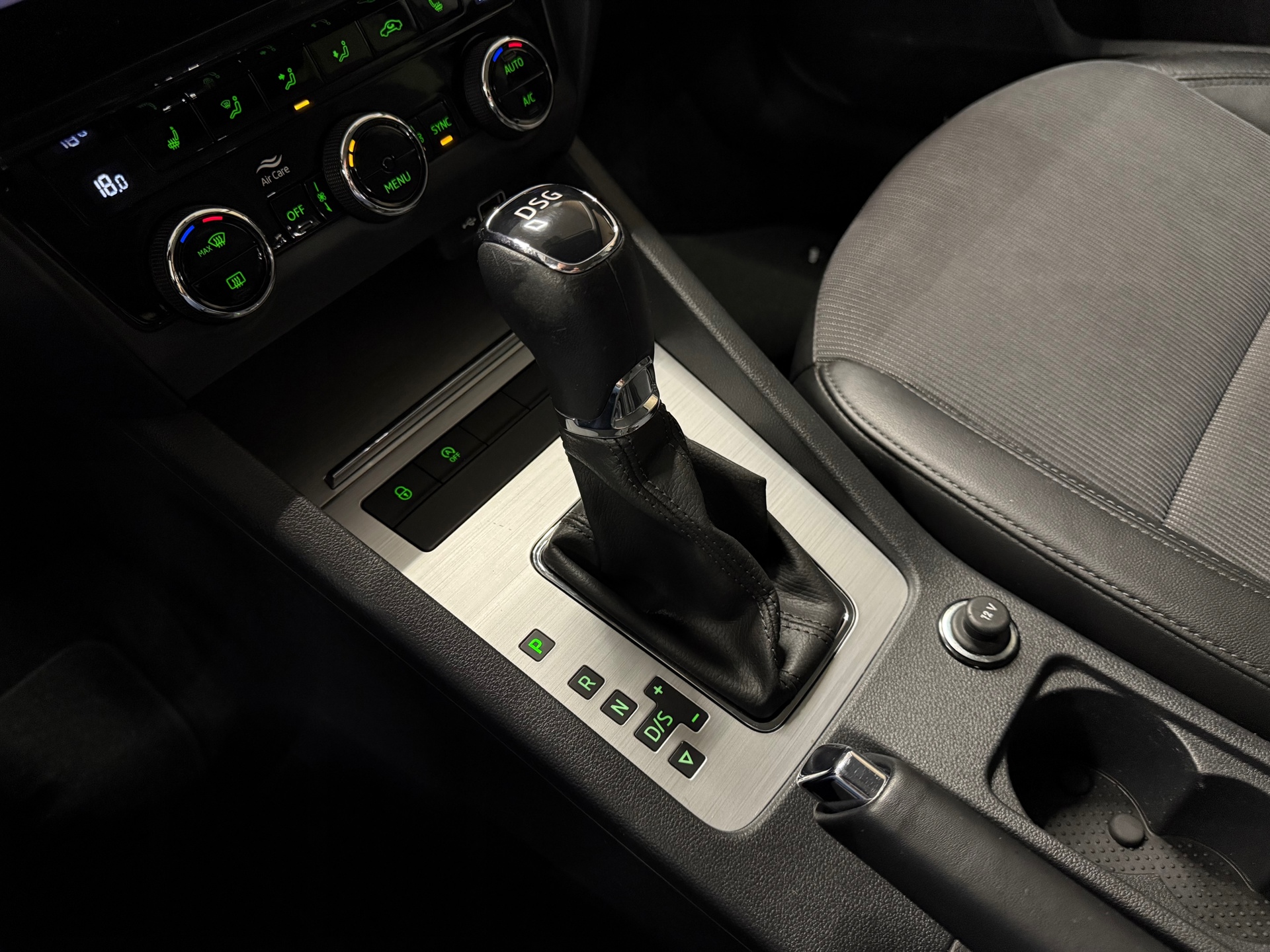 https://www.autokooy.nl//xml/images/46258824-20.JPG