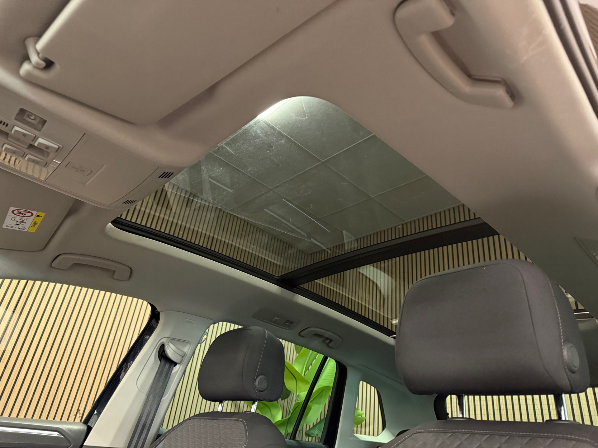 https://www.autokooy.nl//xml/images/46258941-22.JPG