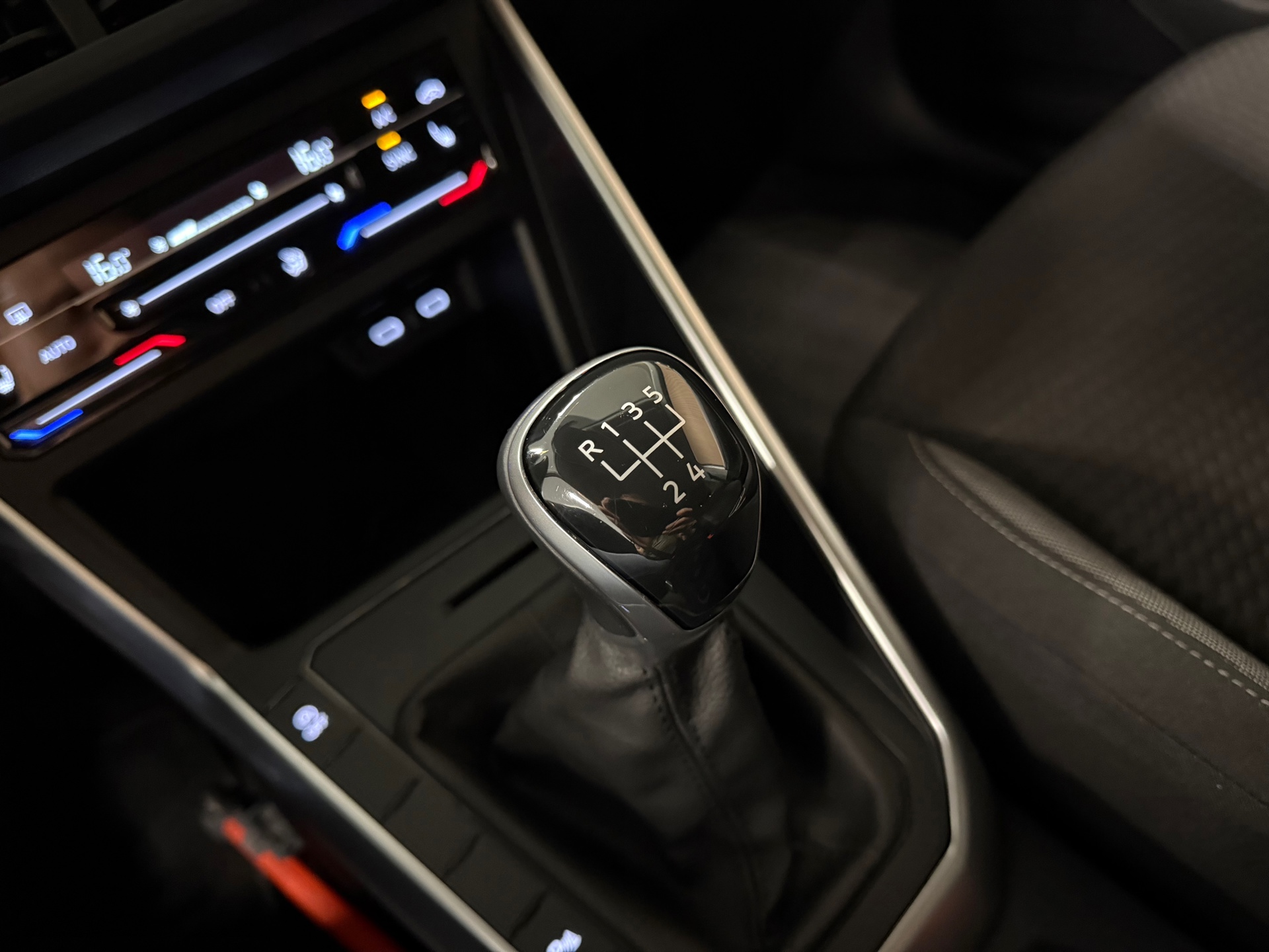 https://www.autokooy.nl//xml/images/46286833-21.JPG