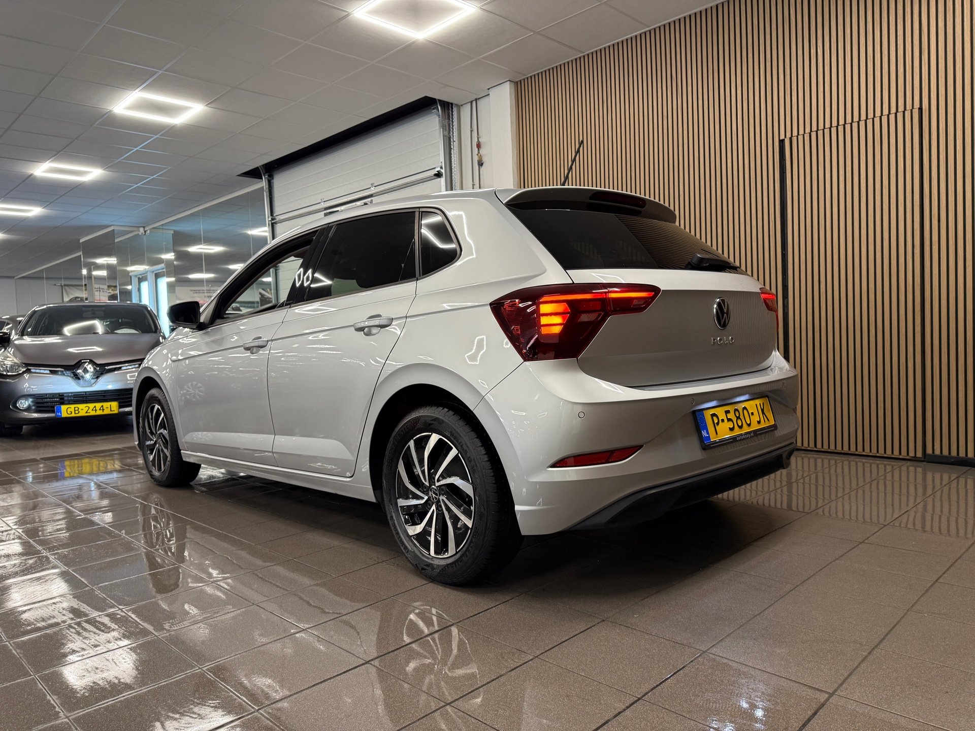 https://www.autokooy.nl//xml/images/46286833-3.JPG