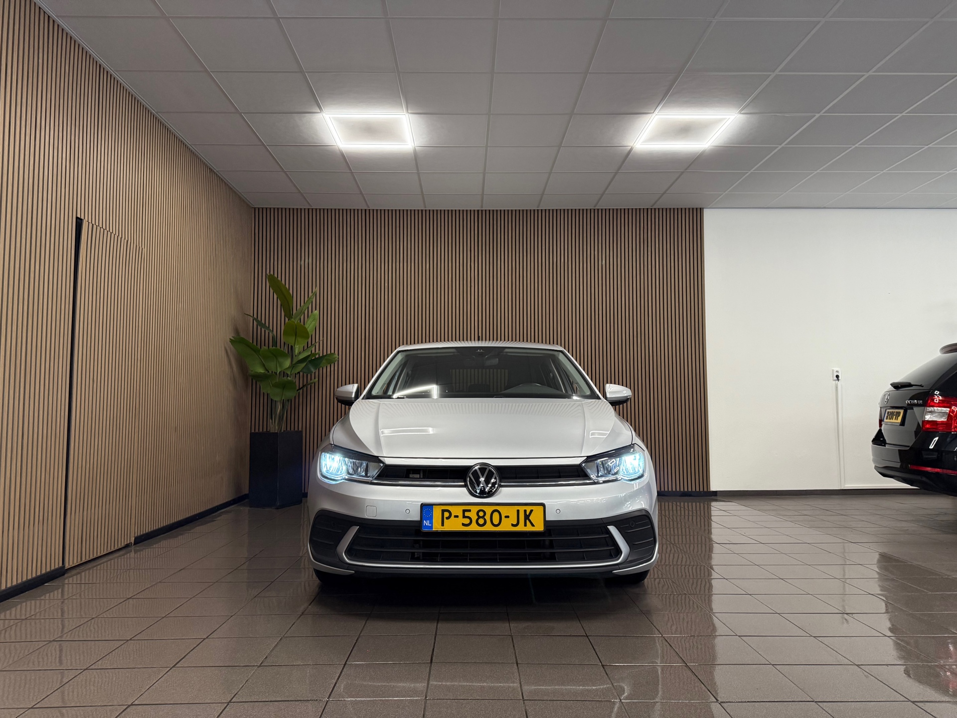 https://www.autokooy.nl//xml/images/46286833-8.JPG