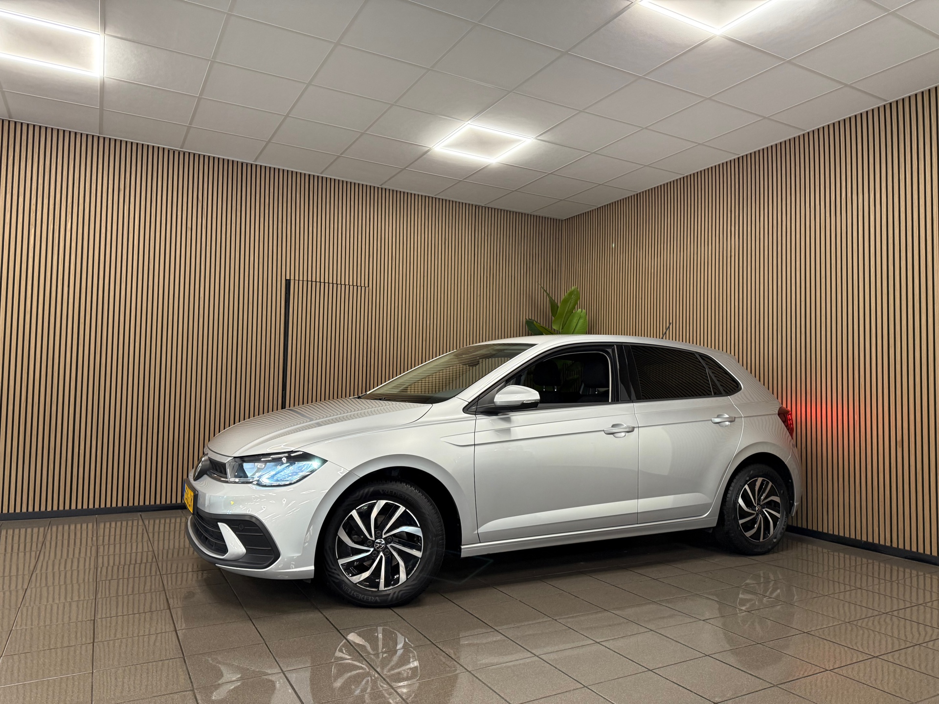 https://www.autokooy.nl//xml/images/46286833-9.JPG